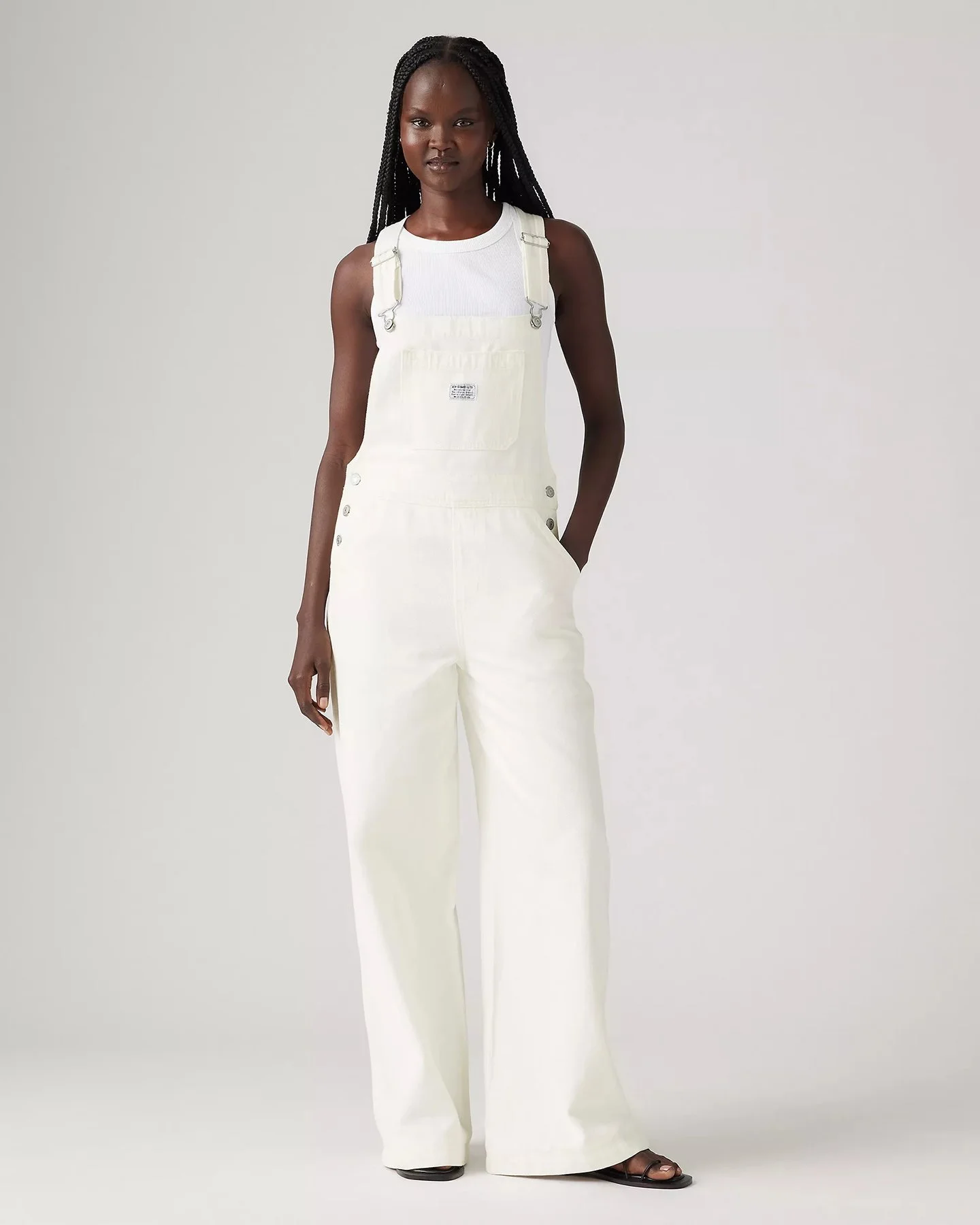 001V00006_Levis_XL_Overalls_Truth_Slip_White_5.jpeg