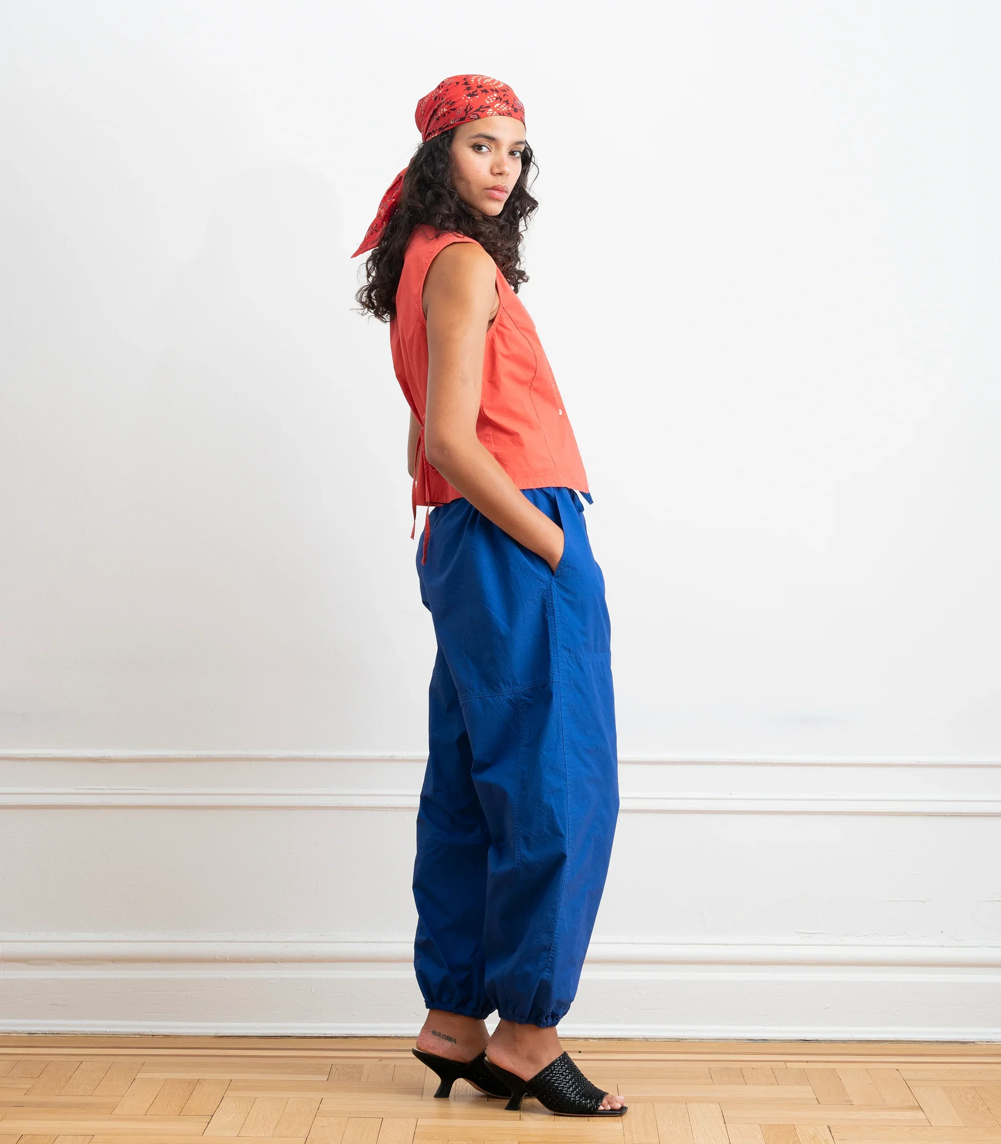 Loup_Nara_Parachute_Wide_Leg_Drawstring_Pants_Blueberry_Blue_3.webp