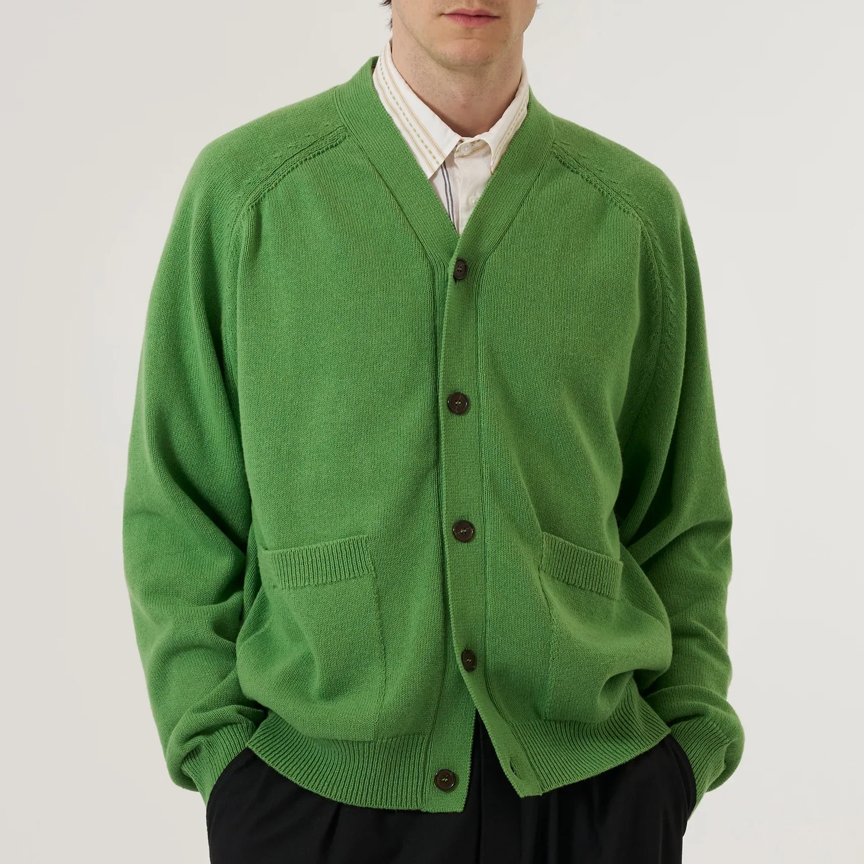 34451_Universal_Works_Pocket_David_Cardigan_Green_Cotton_2a.webp