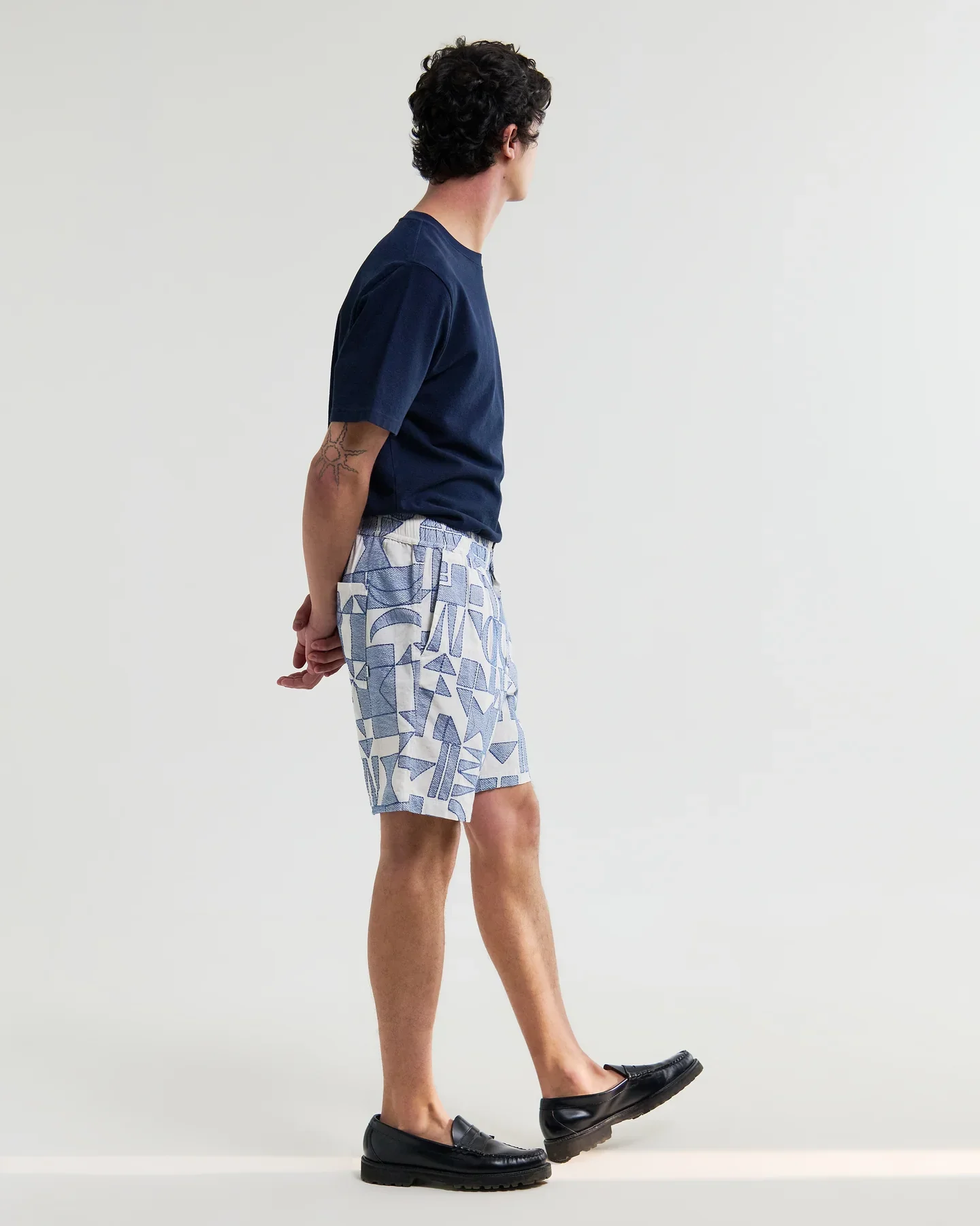 Wax_London_Kurt_Shorts_Ecru_Blue_Geometric_Emboidered_Shapes_6.webp