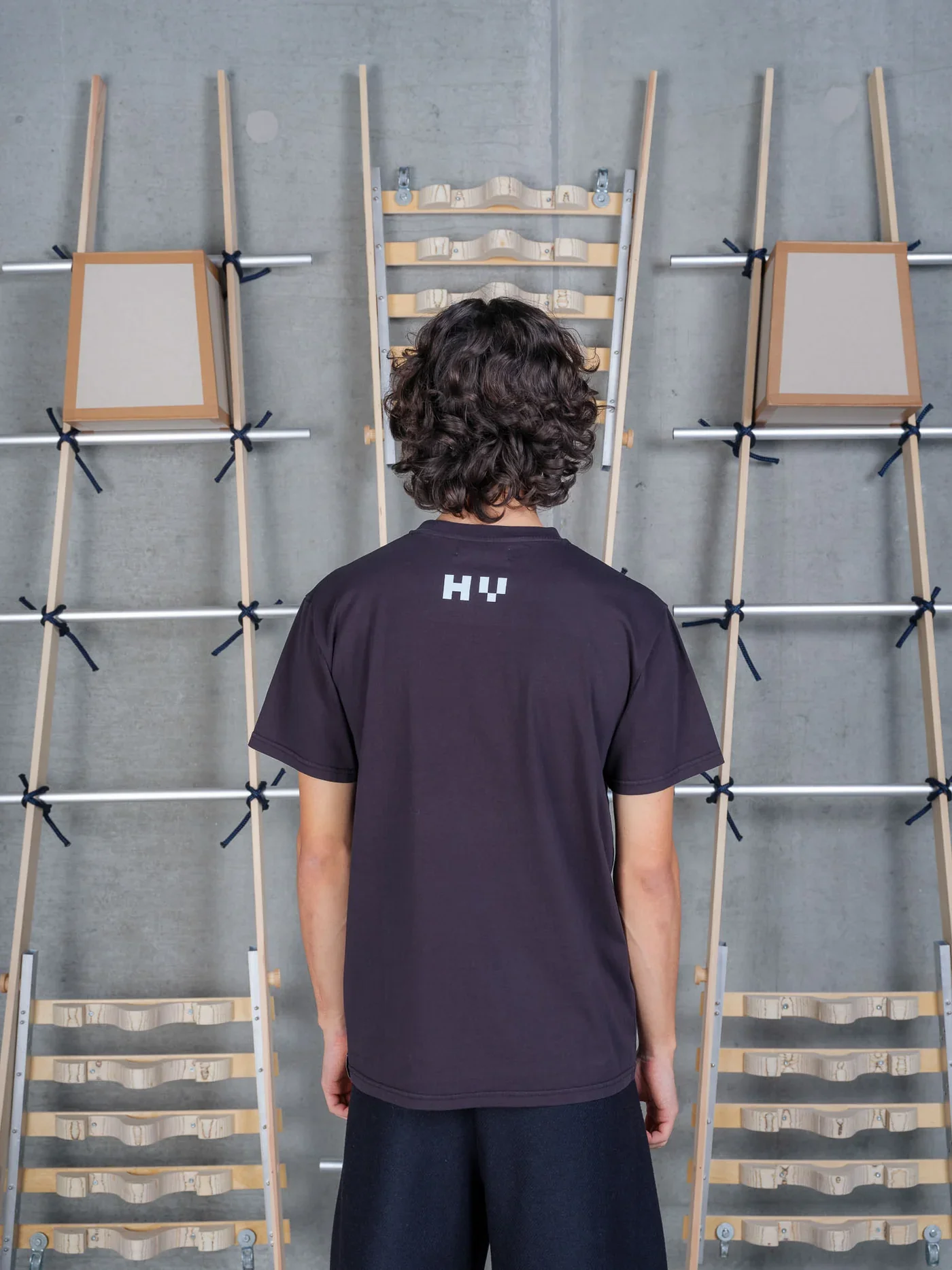 Henrik_Vibskov_Cross_Stitch_Tee_Black_3.webp