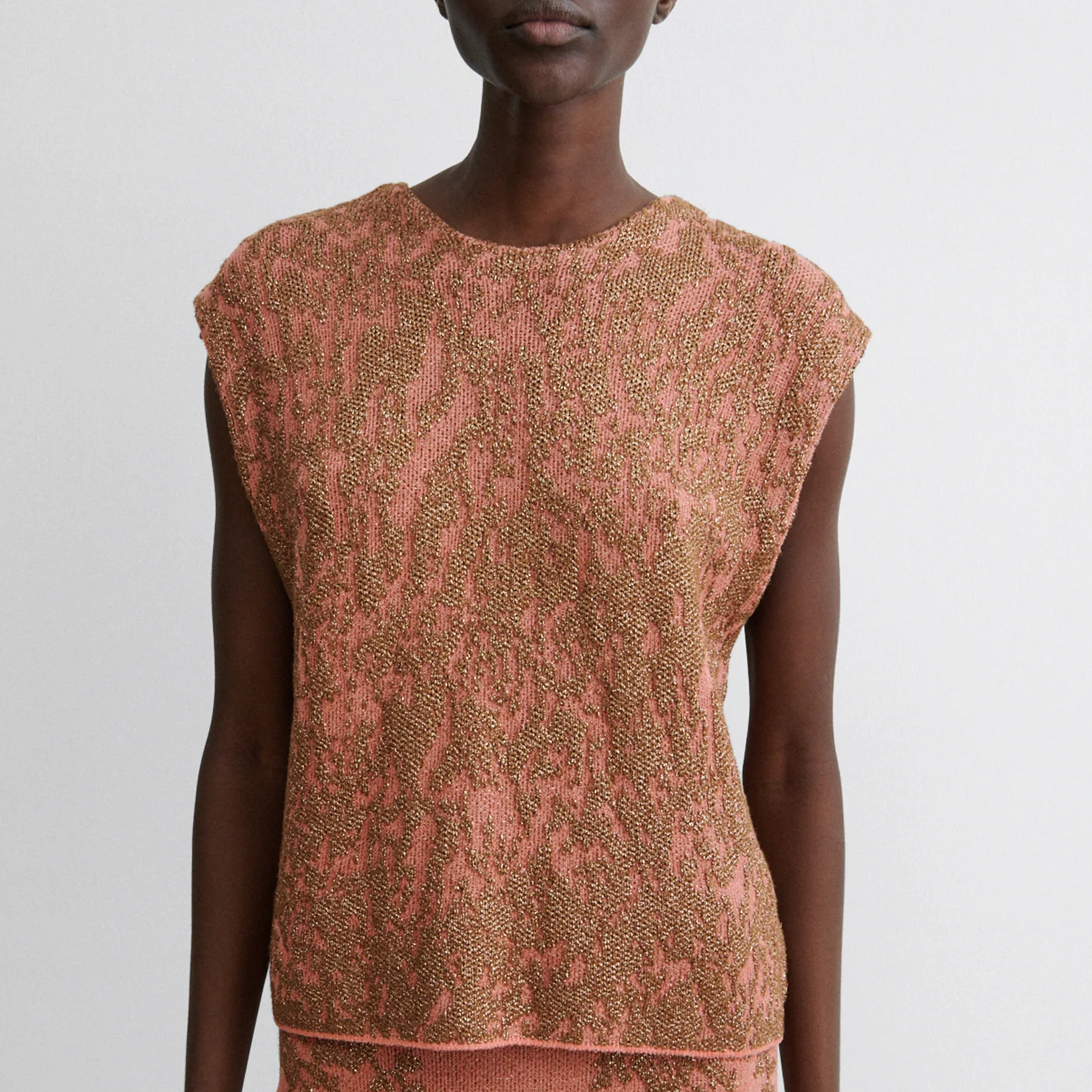 261W-404-K1829_Rachel_Comey_Brocca_Vest_Melon_Bronze_Chenille_Jacquard_2a.webp