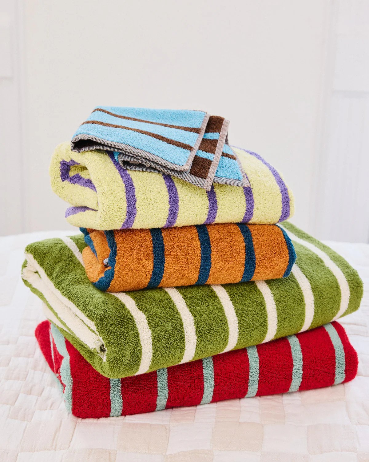 Dusen_Dusen_Bird_Stripe_Towels_1.jpg