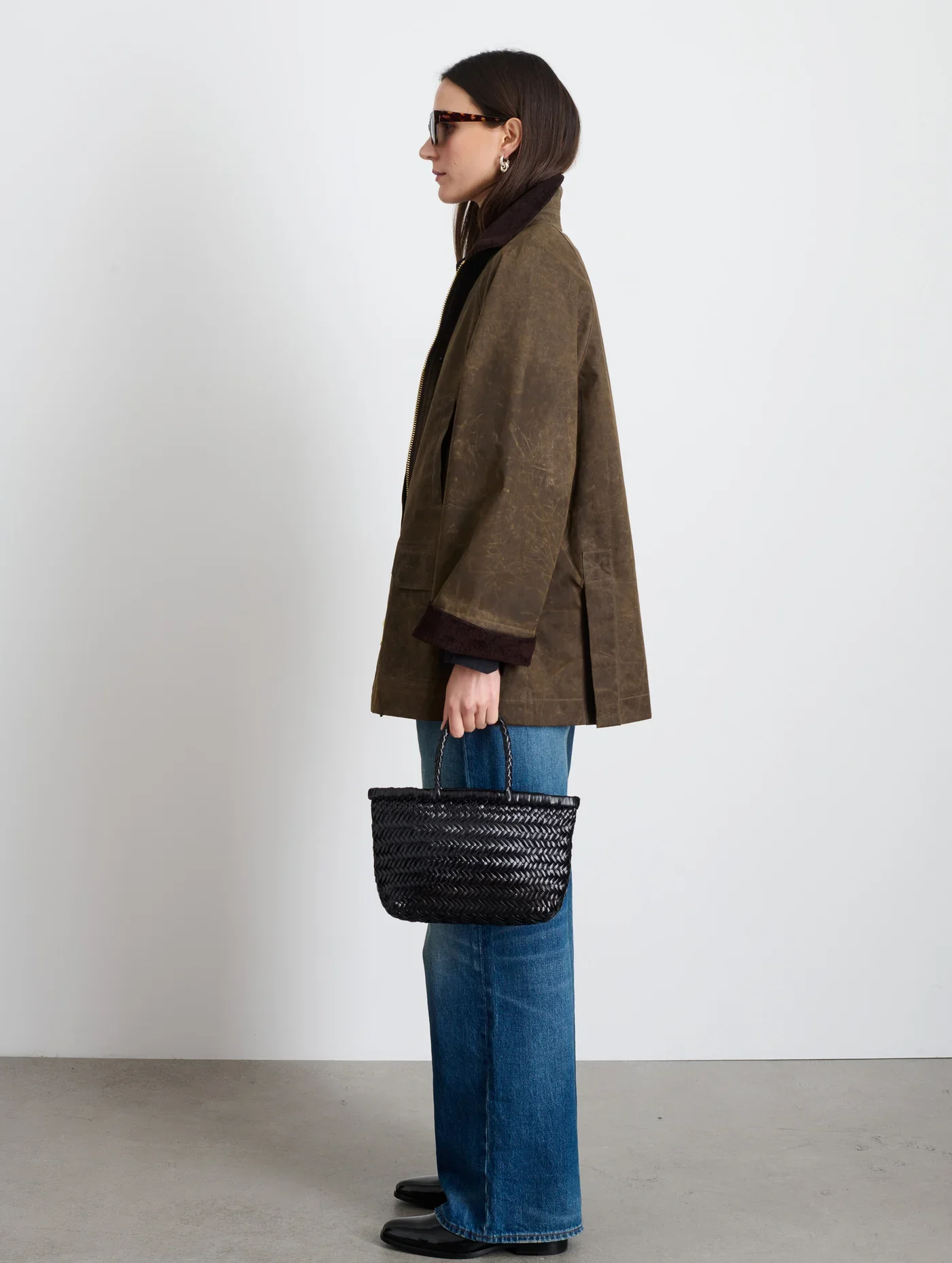 Alex_Mill_Chiltern_Street_Jacket_Waxed_Cotton_Brown_3.webp