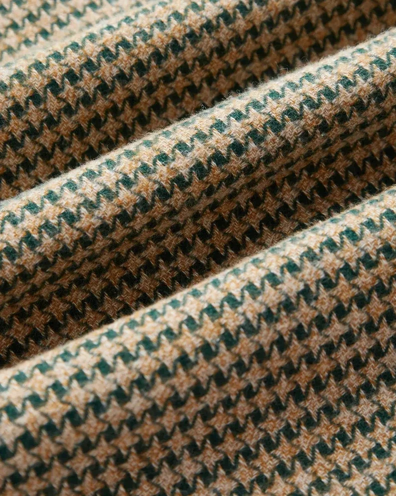 Portuguese_Flannel_Abstract_Pied_Poule_Green_Houndstooth_5.webp