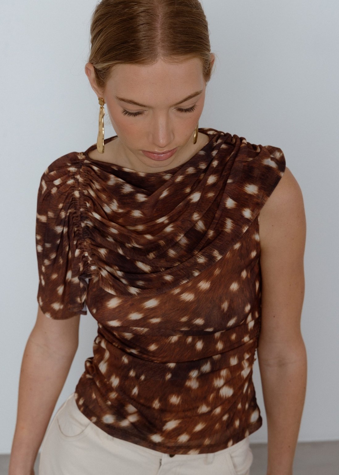 Esthe_Draped_Printed_Top_Deer_Print_Deerskin_Brown_8.jpg