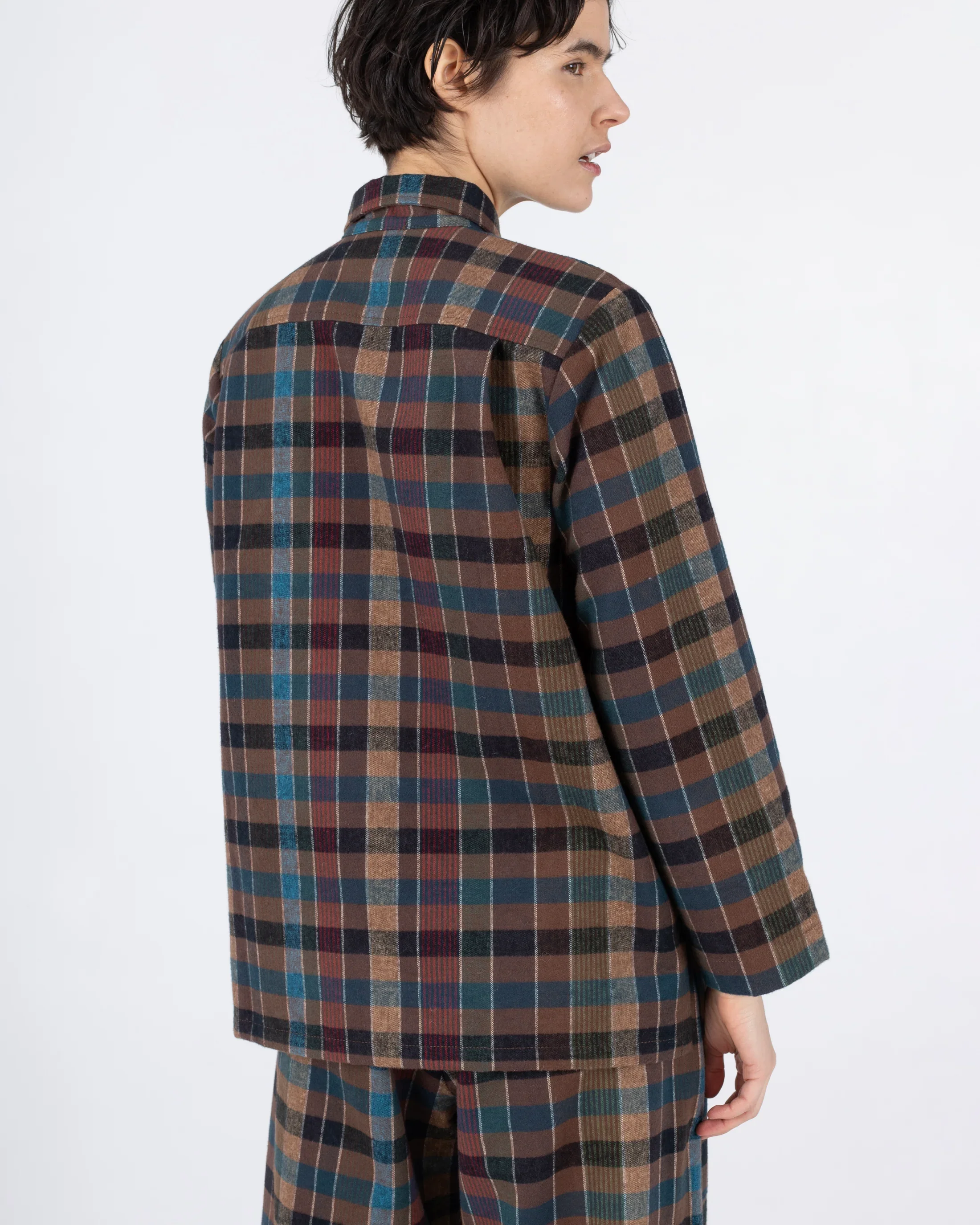 Samet_Melvin_Shirt_Blanket_Plaid_3.webp