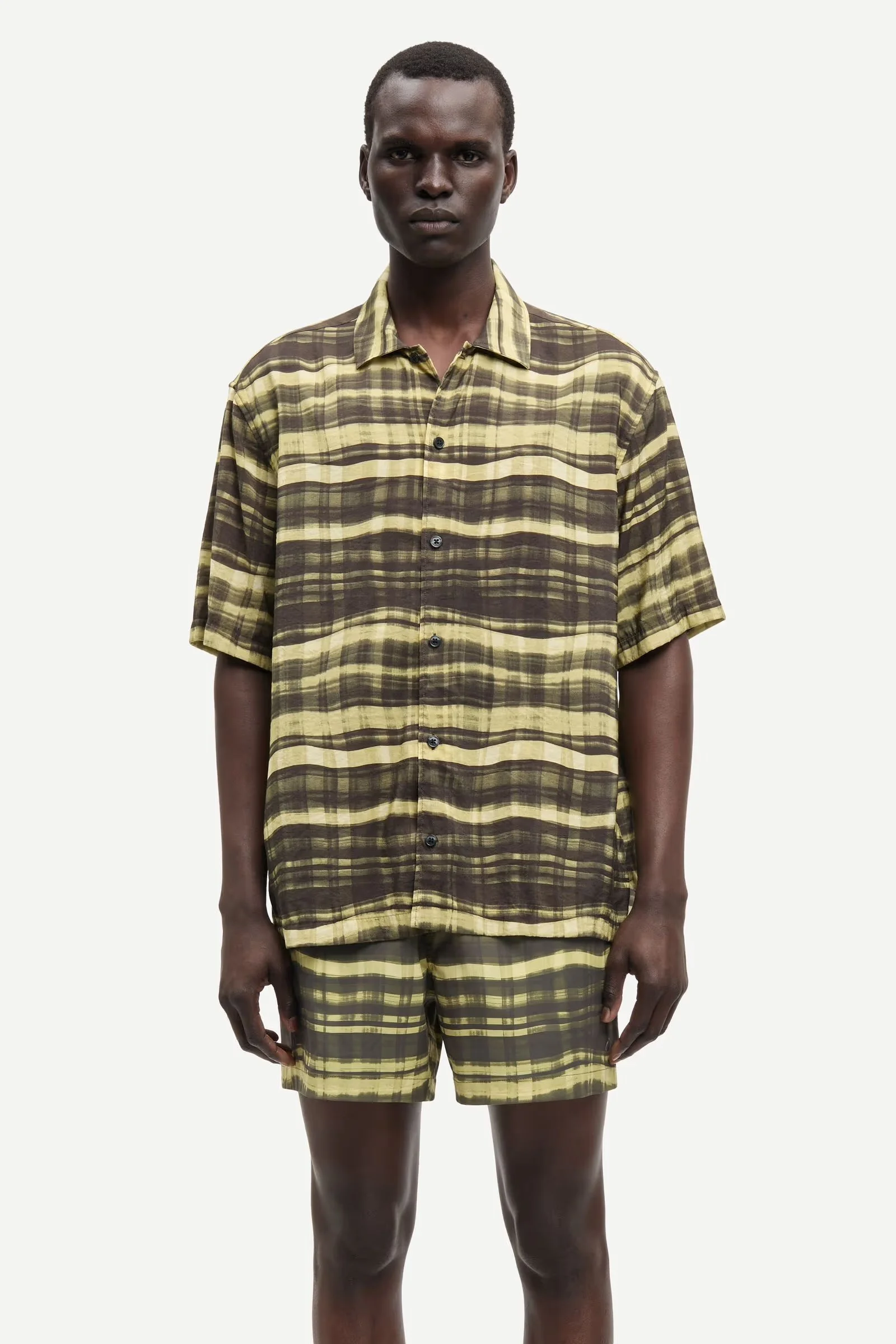 21887_Samsoe_Saayo_X_Shirt_Wavy_Check_Brown_Yellow_1.jpeg