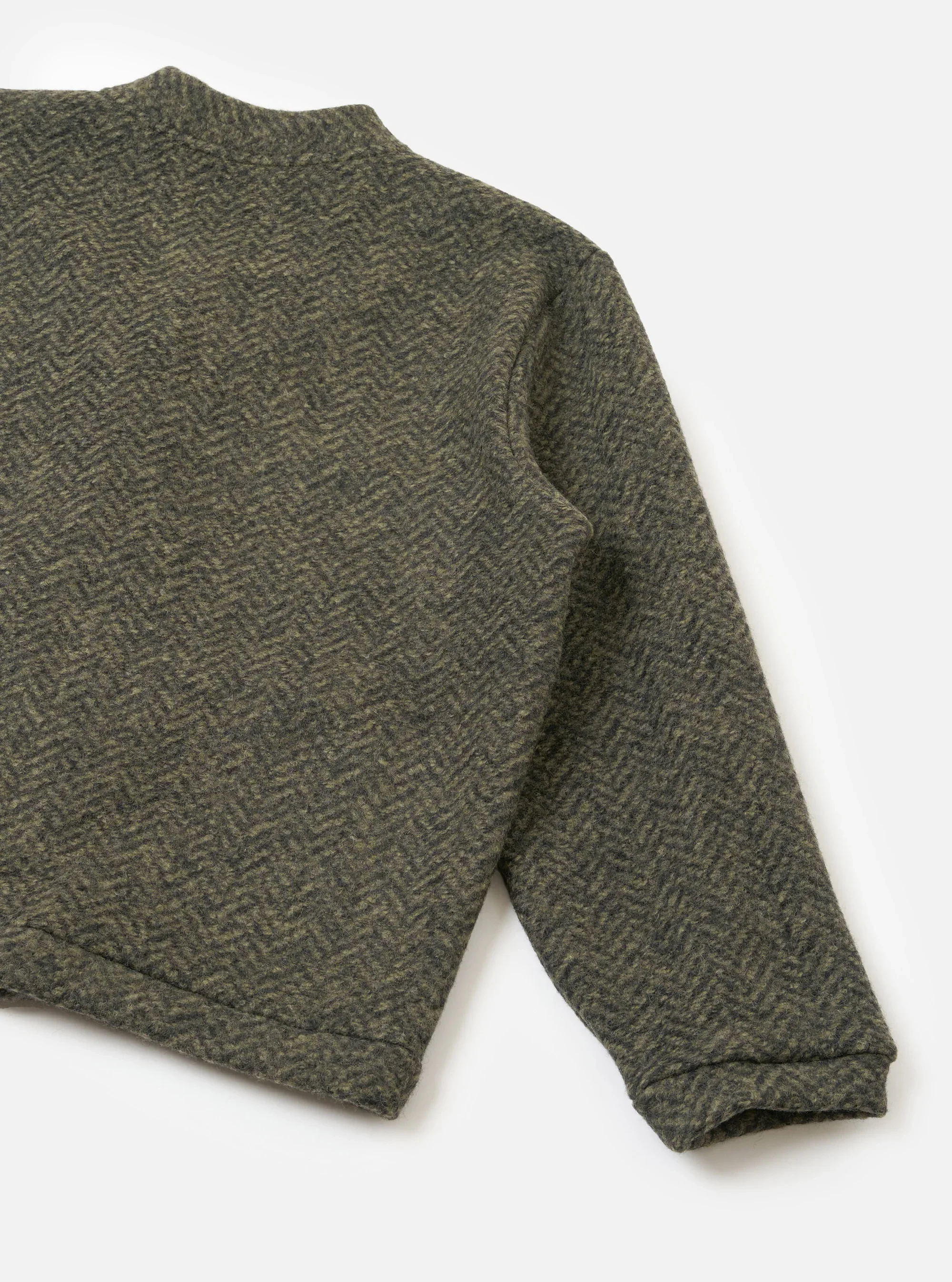 35788_Universal_Works_Raven_Fleece_Wool_Advance_Cardigan_Olive_Army_Green_Herringbone_3.webp