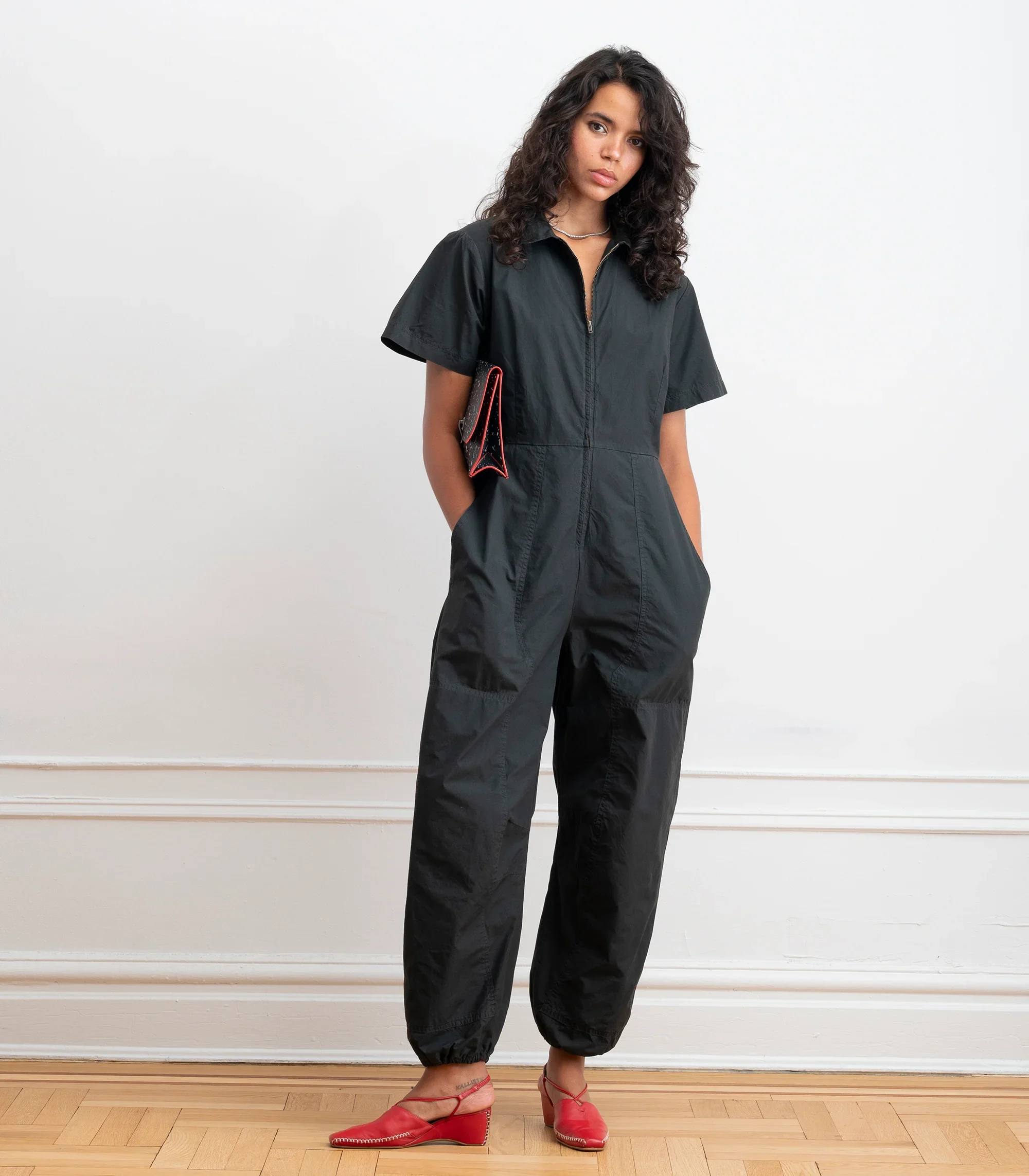 Loup_Clara_Short_Sleeve_Parachute_Leg_Jumpsuit_Black_11.webp
