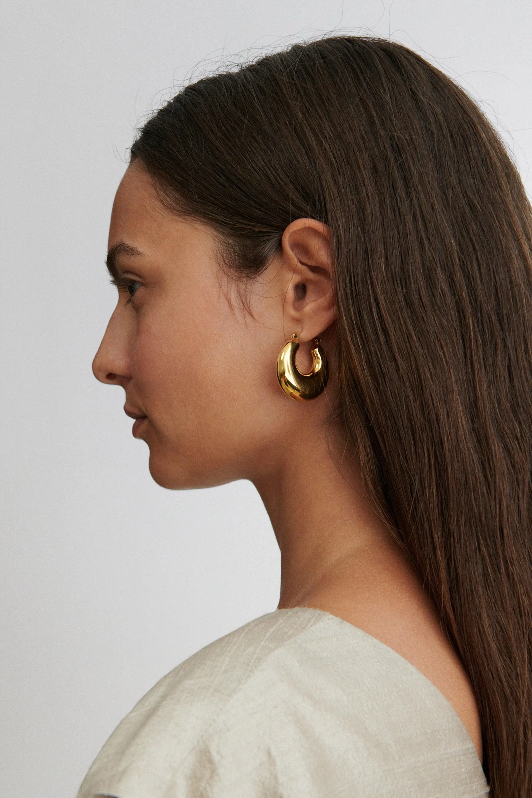 221W-203-ACP10_Rachel_Comey_Grass_Earrings_Old_Gold_3.webp