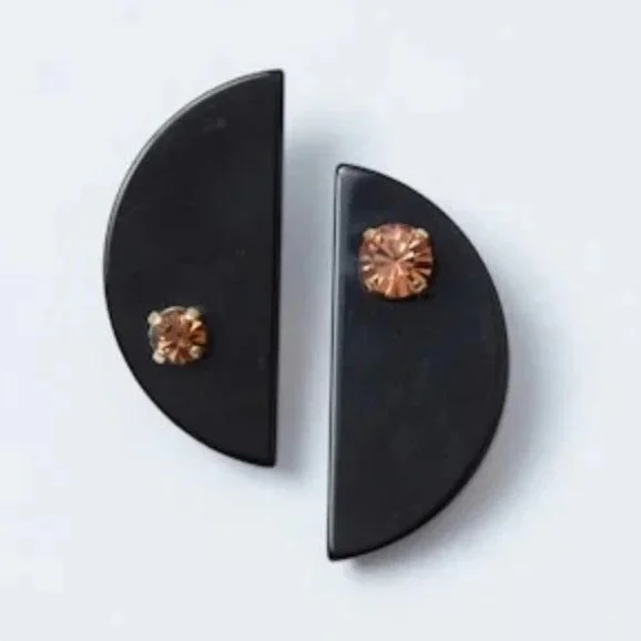 Rachel_Comey_Priori_Earrings_Black_2.jpeg