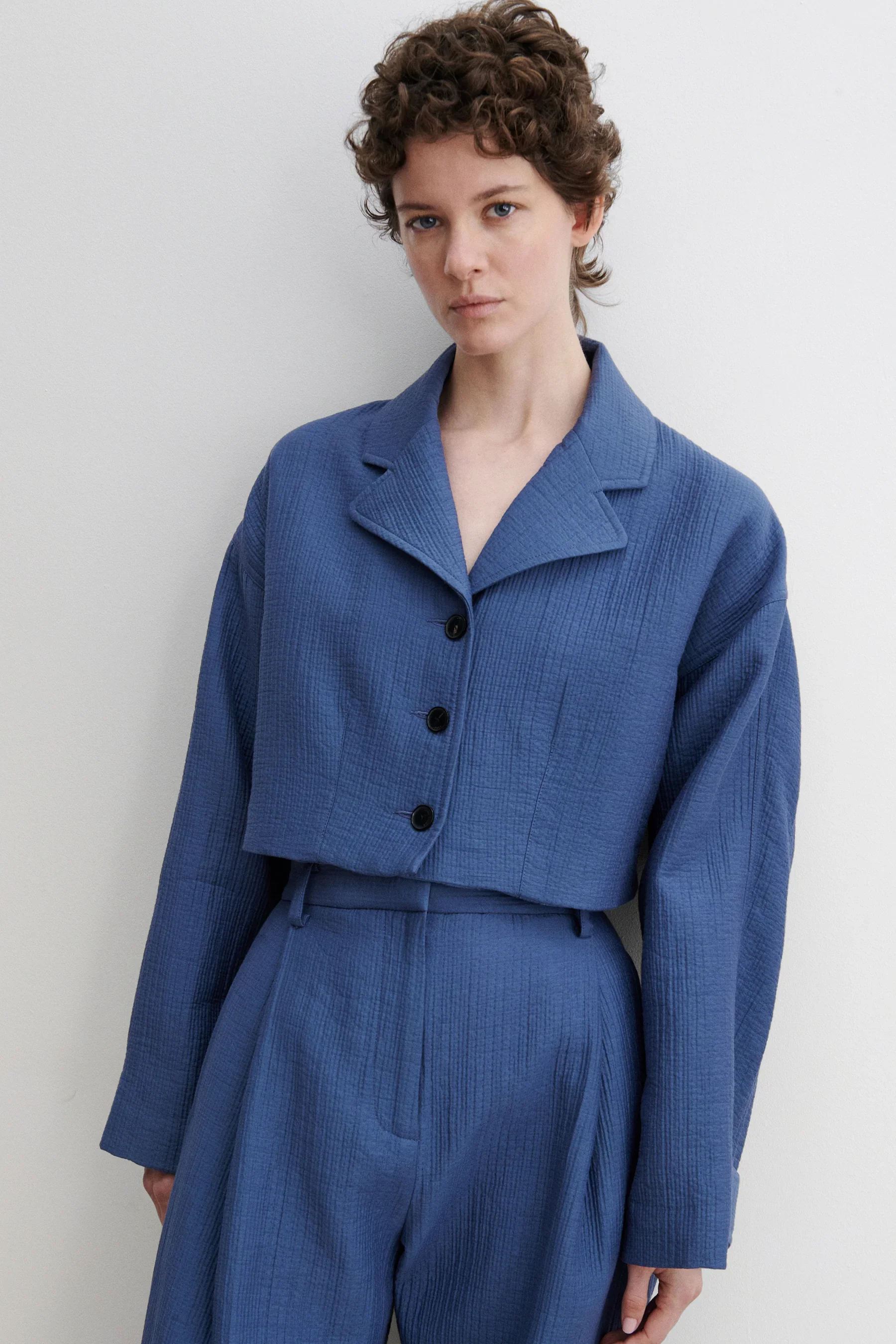 242W-710-T1009_Rachel_Comey_Jane_Jacket_Cropped_Blazer_Ocean_Chambray_Blue_Foam_2.webp