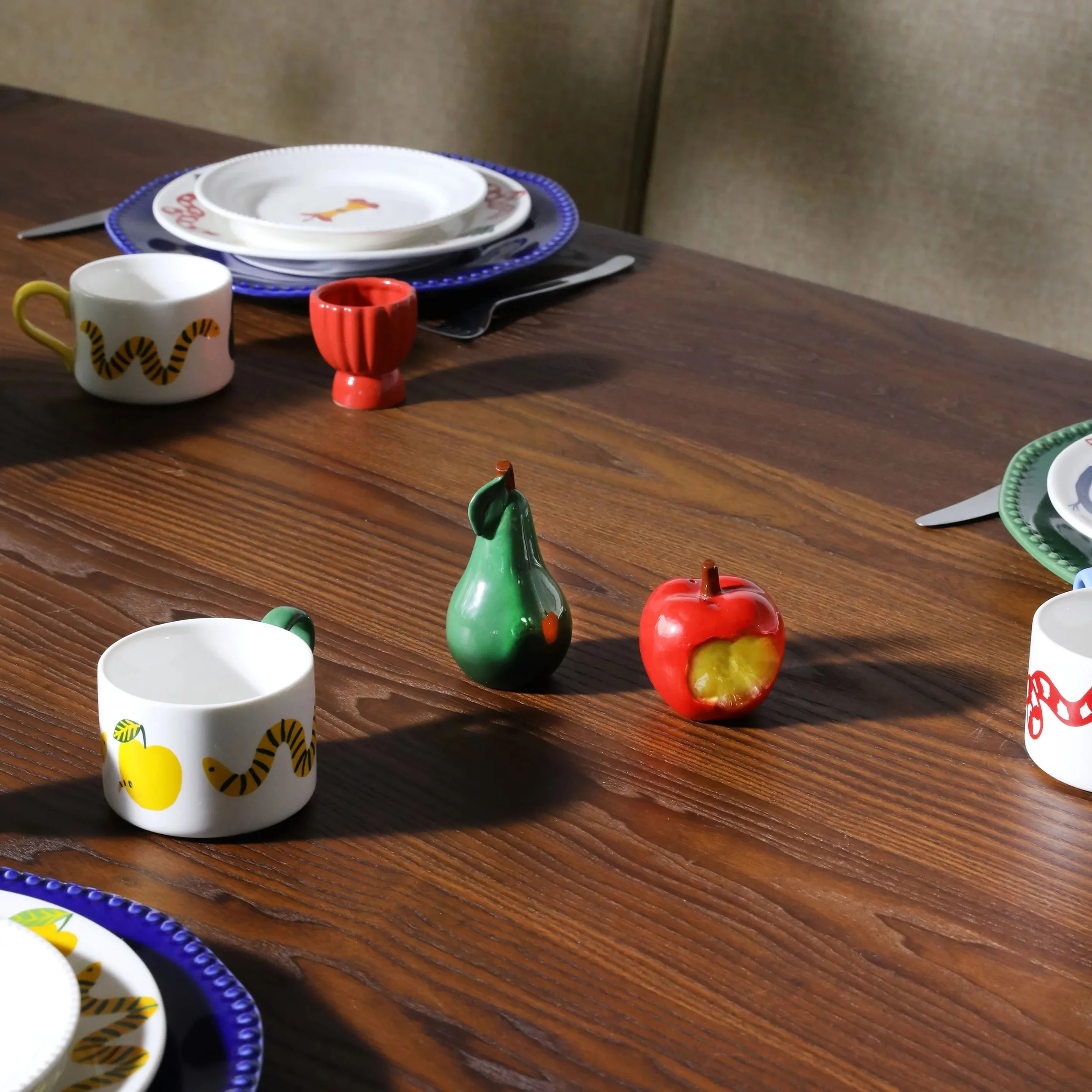 &Klevering_Apple_Pear_Salt_Pepper_Shaker_Set_2.jpg