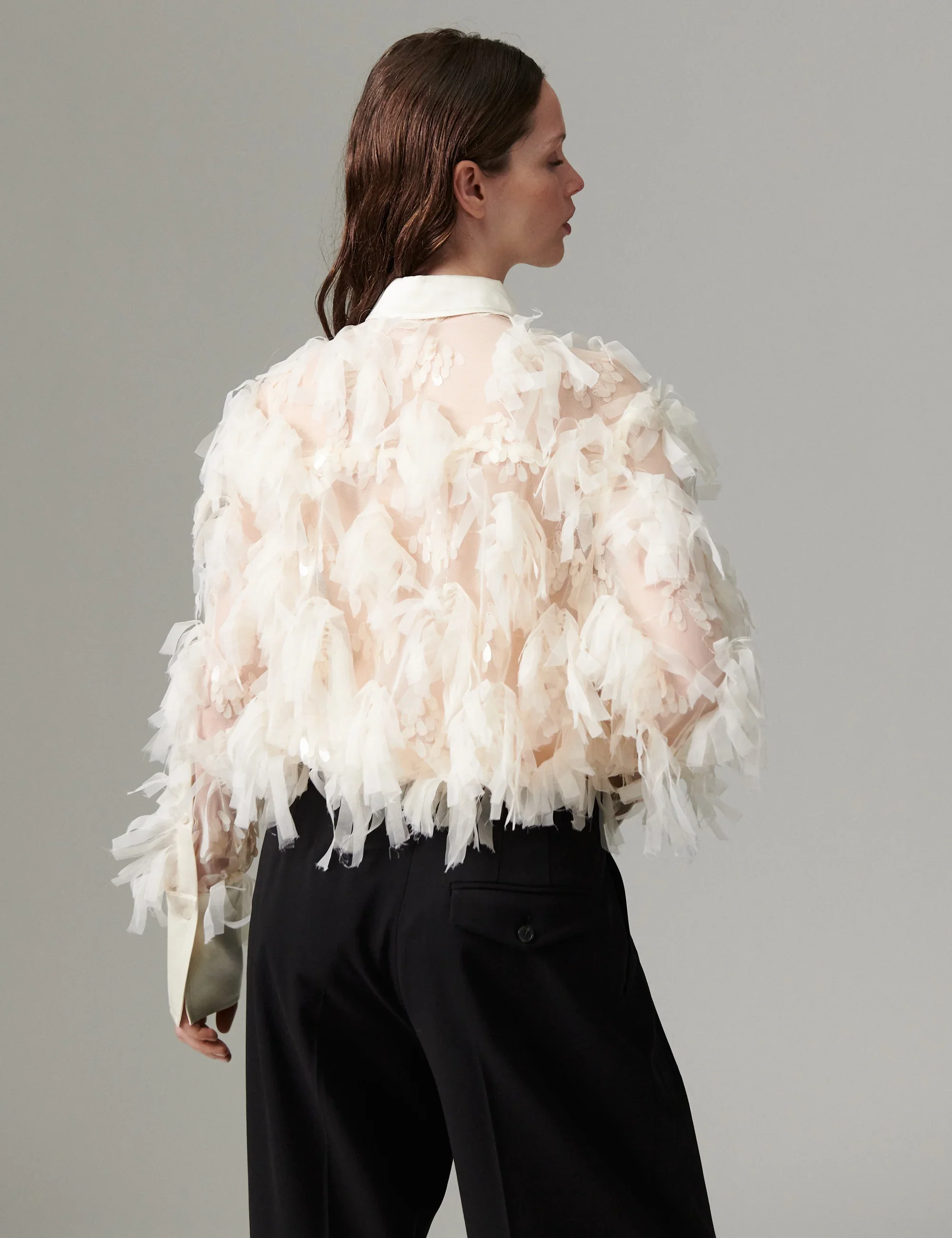 Day_Stema_Shiny_Sprout_Blouse_Brown_Rice_Cream_Ivory_White_Ecru_4.webp