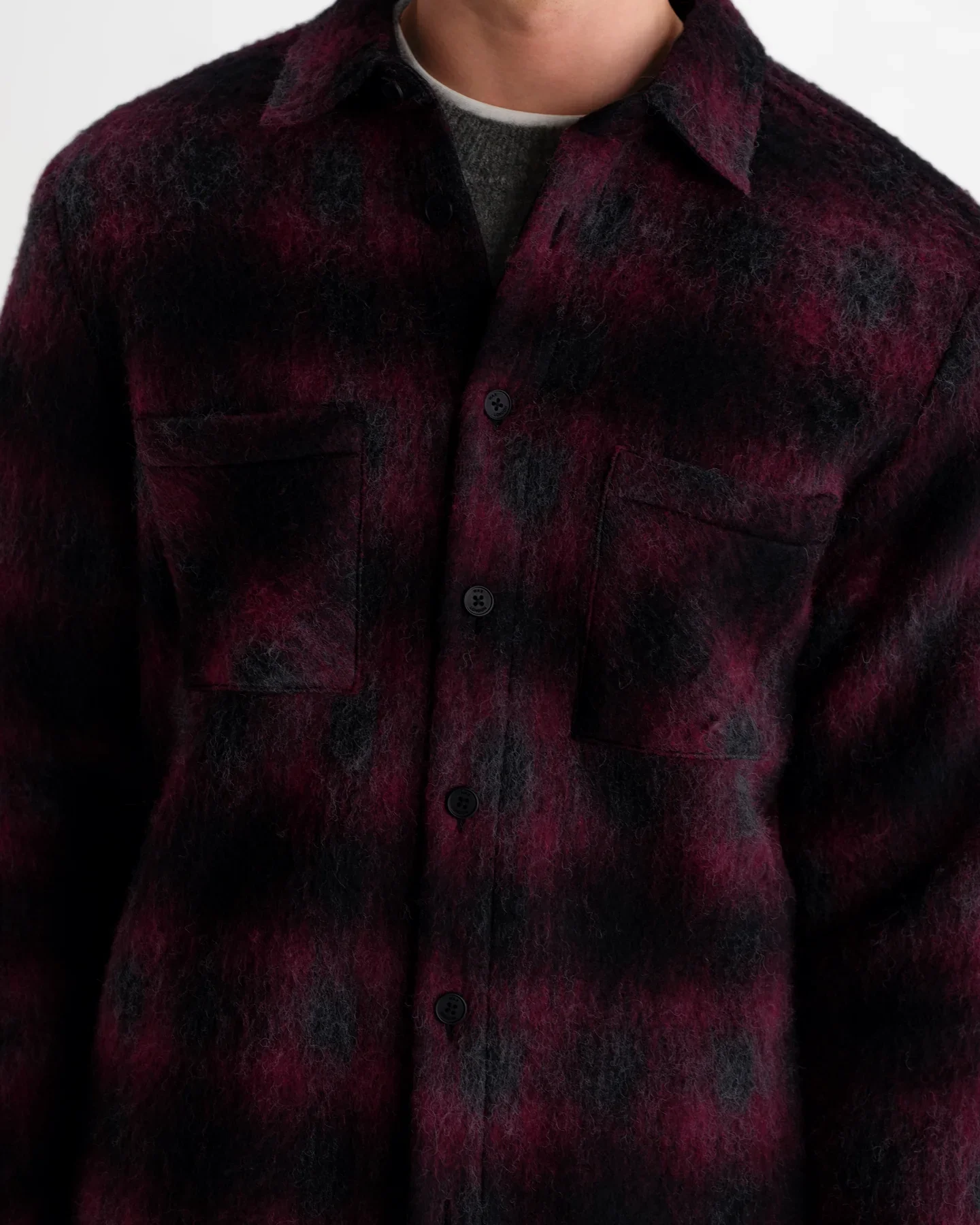 Wax_London_Whiting_Overshirt_Elm_Wool_Bleck_Red_Black_Check_3.webp
