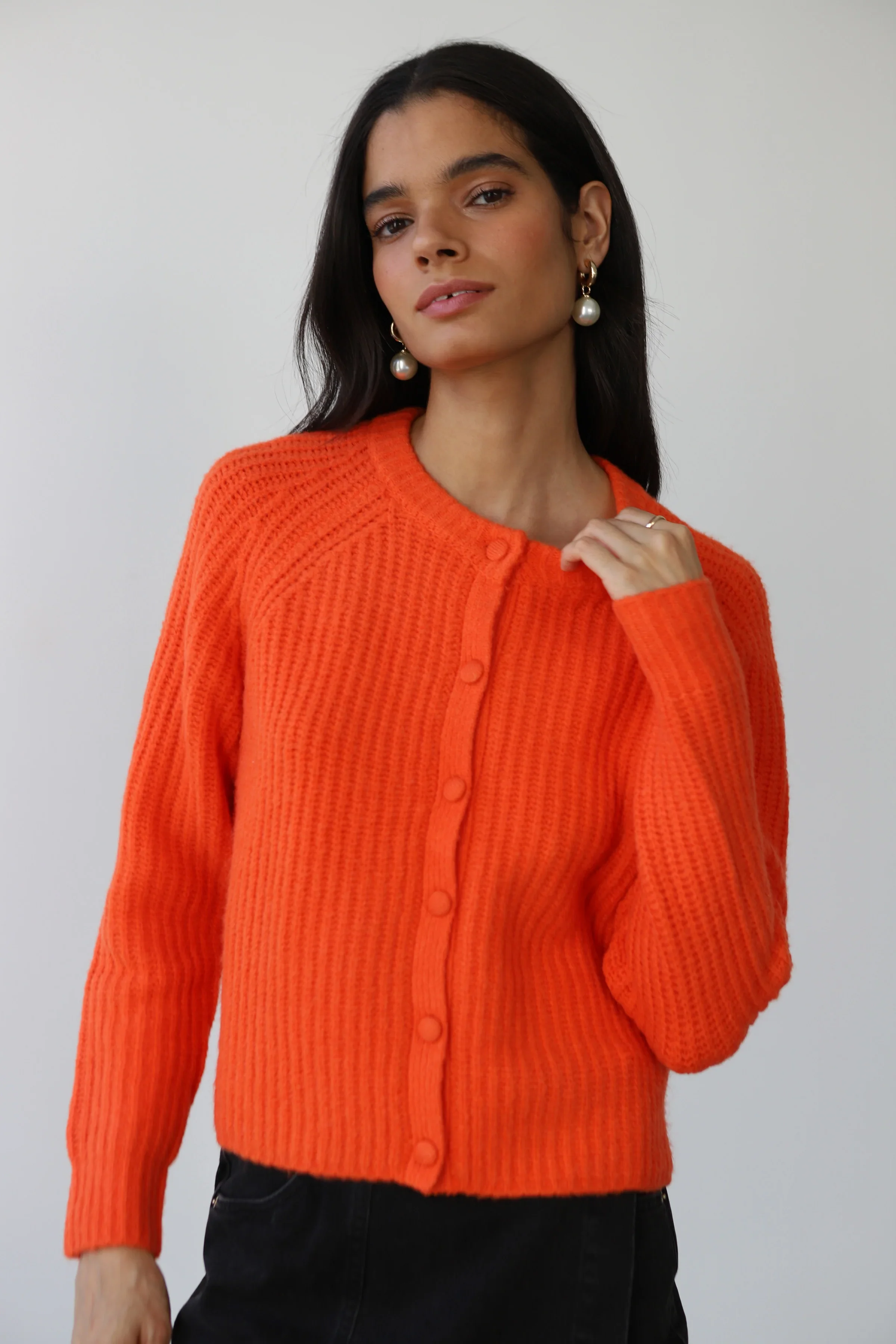 Callahan_Knitwear_Poppy_Cardigan_Poppy_Tomato_Red_Orange_2.webp
