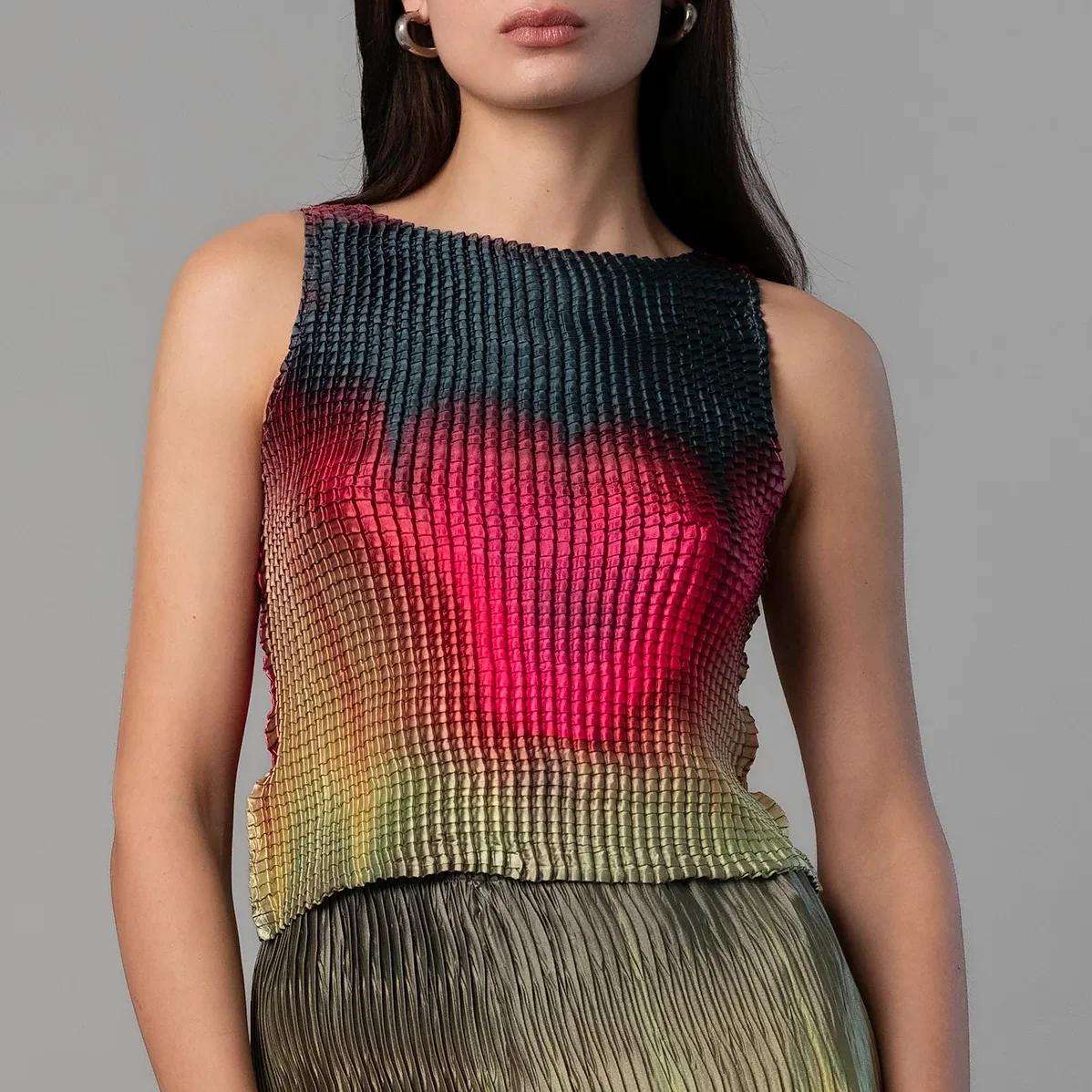 Nin_Studio_Pleated_Tank_Singlet_Vermis_Print_1a.webp