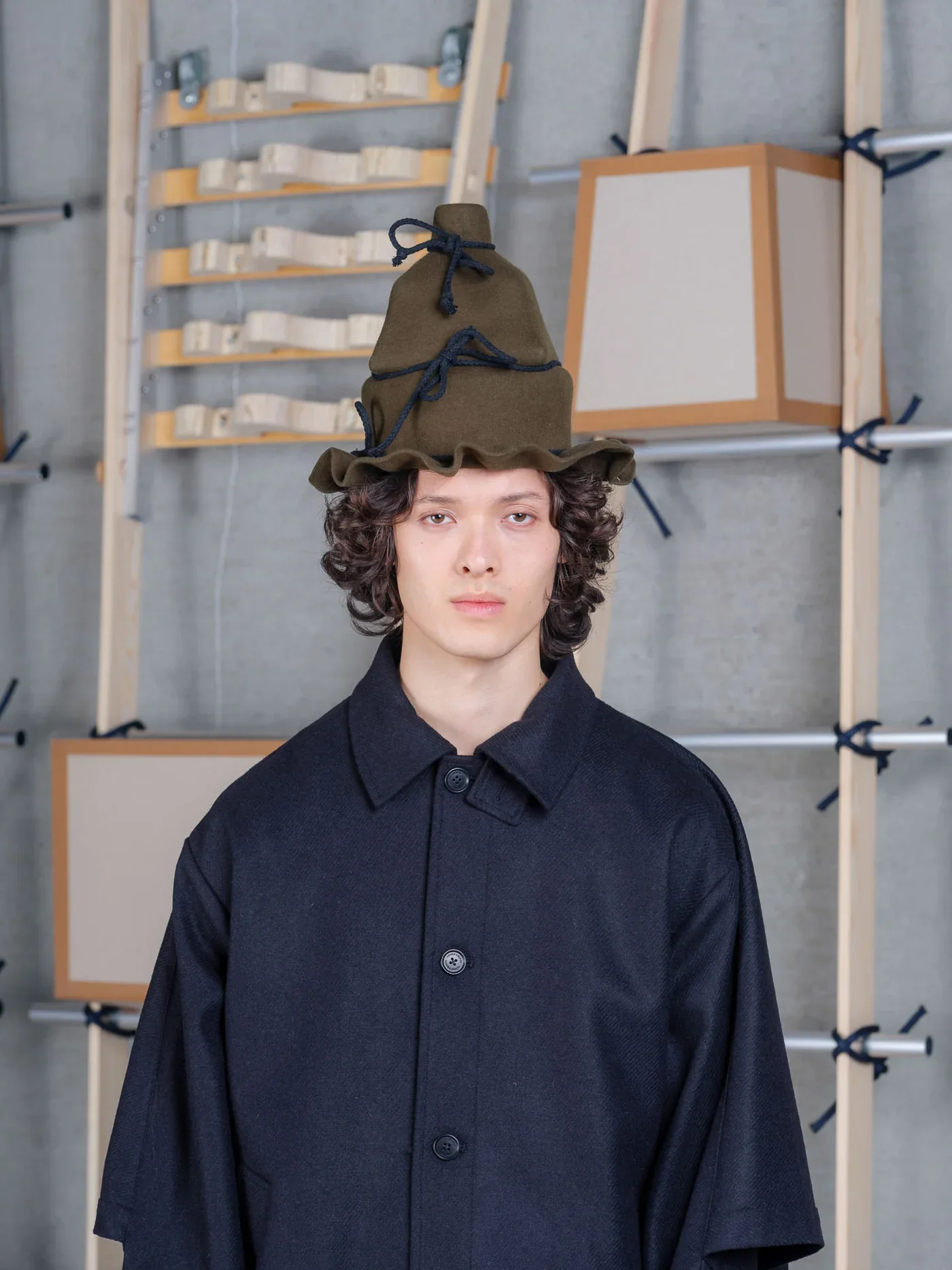 Henrik_Vibskov_Christo_Wrap_Hat_Moss_Green_2.webp