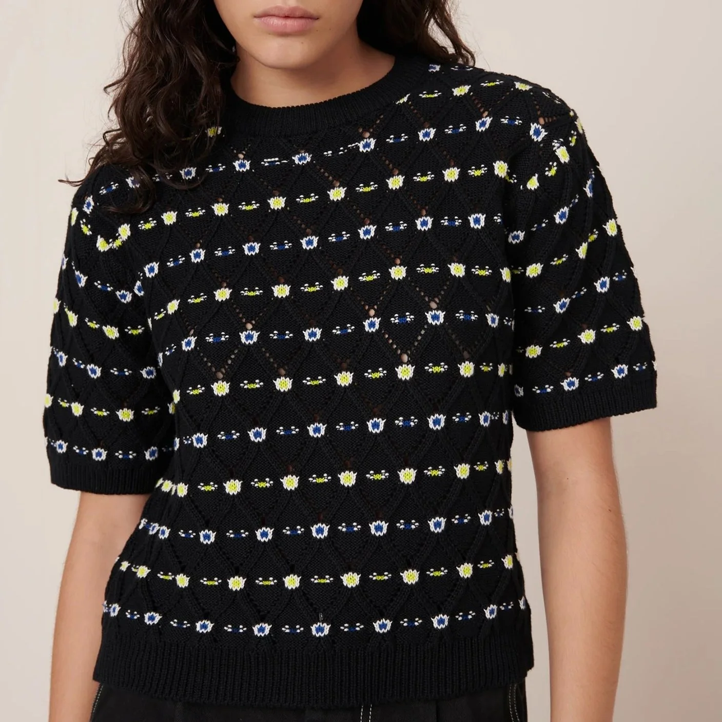 Kowtow_Rhode_Top_Daisy_Jacquard_Knit_Sweater_Black_1a.jpg