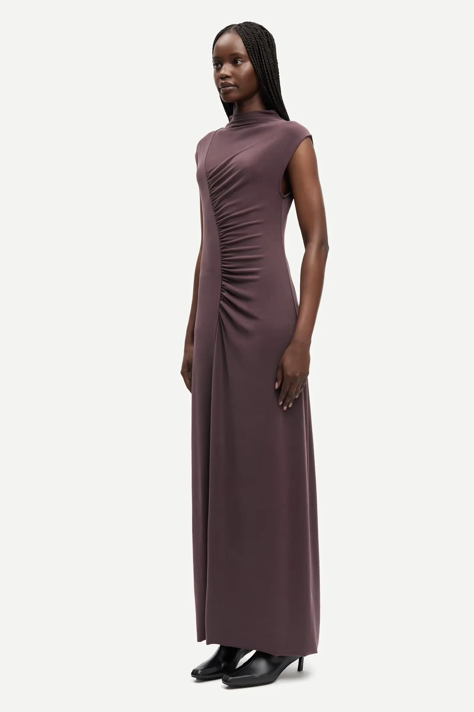 Samsoe_Saandressa_Dress_Fudge_Chocolate_Brown_4.jpeg