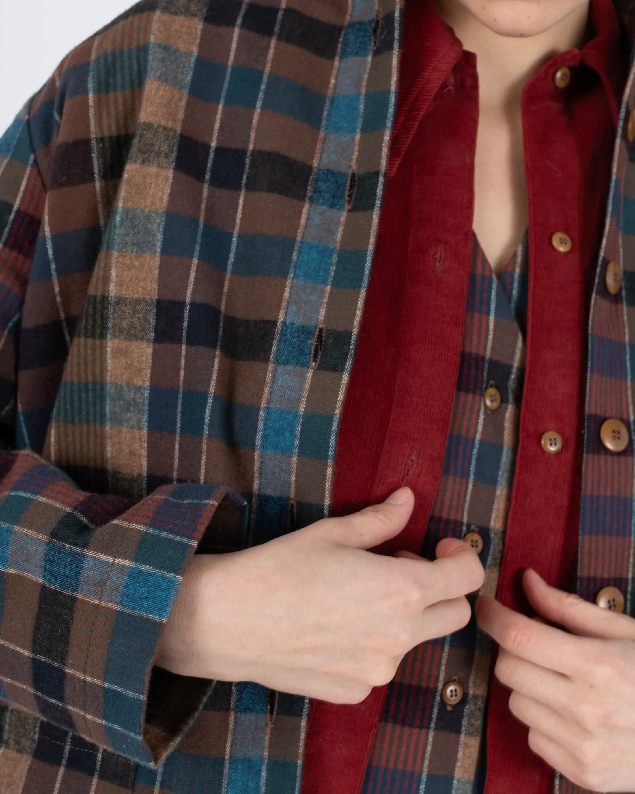 Samet_Melvin_Shirt_Blanket_Plaid_16.webp