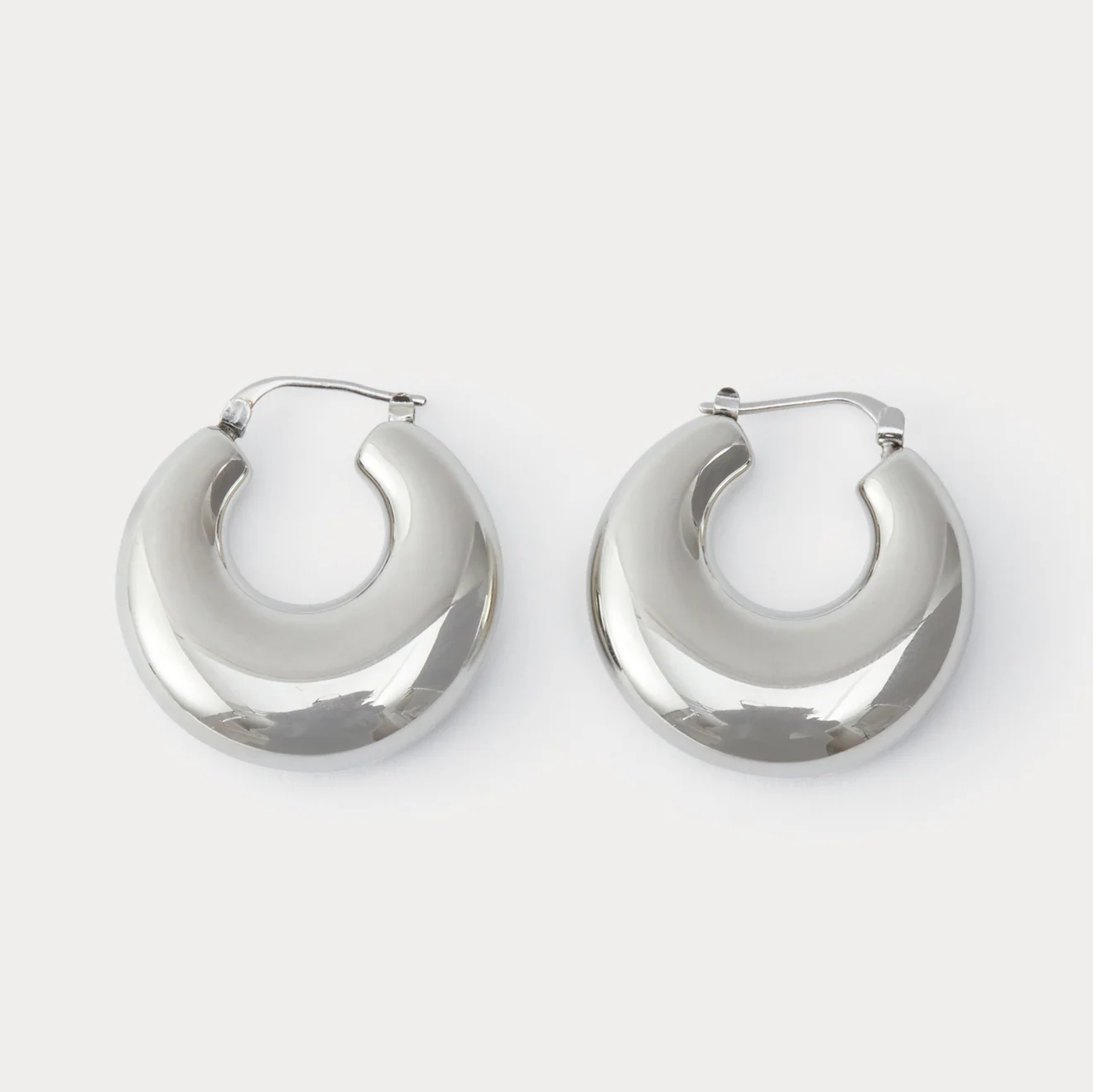 221W-203-ACP10_Rachel_Comey_Grass_Earrings_Silver_3.webp
