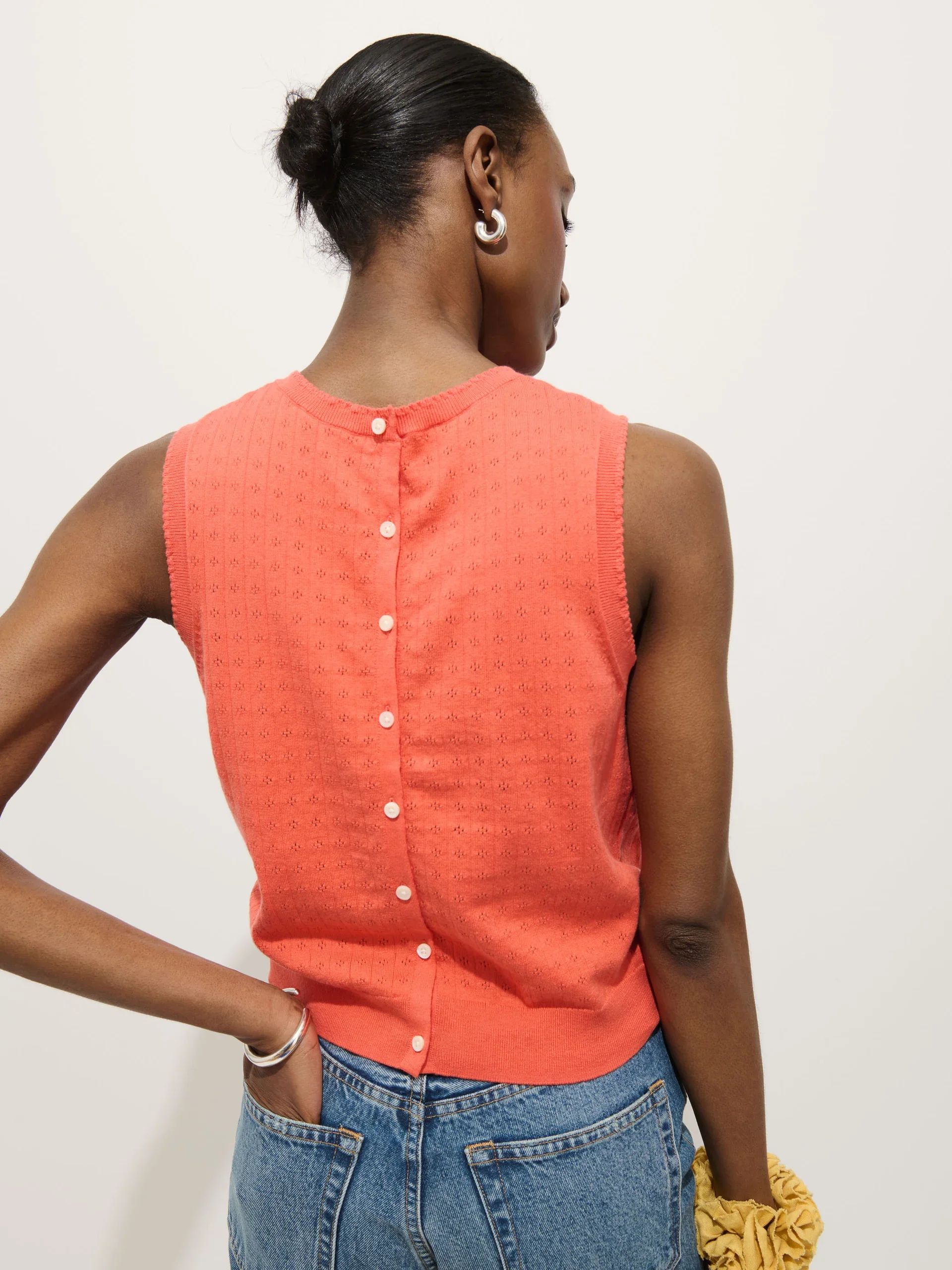 Alex_Mill_Odette_Sweater_Tank_Top_Cotton_Cashmere_Coral_Salmon_Pink_3.webp