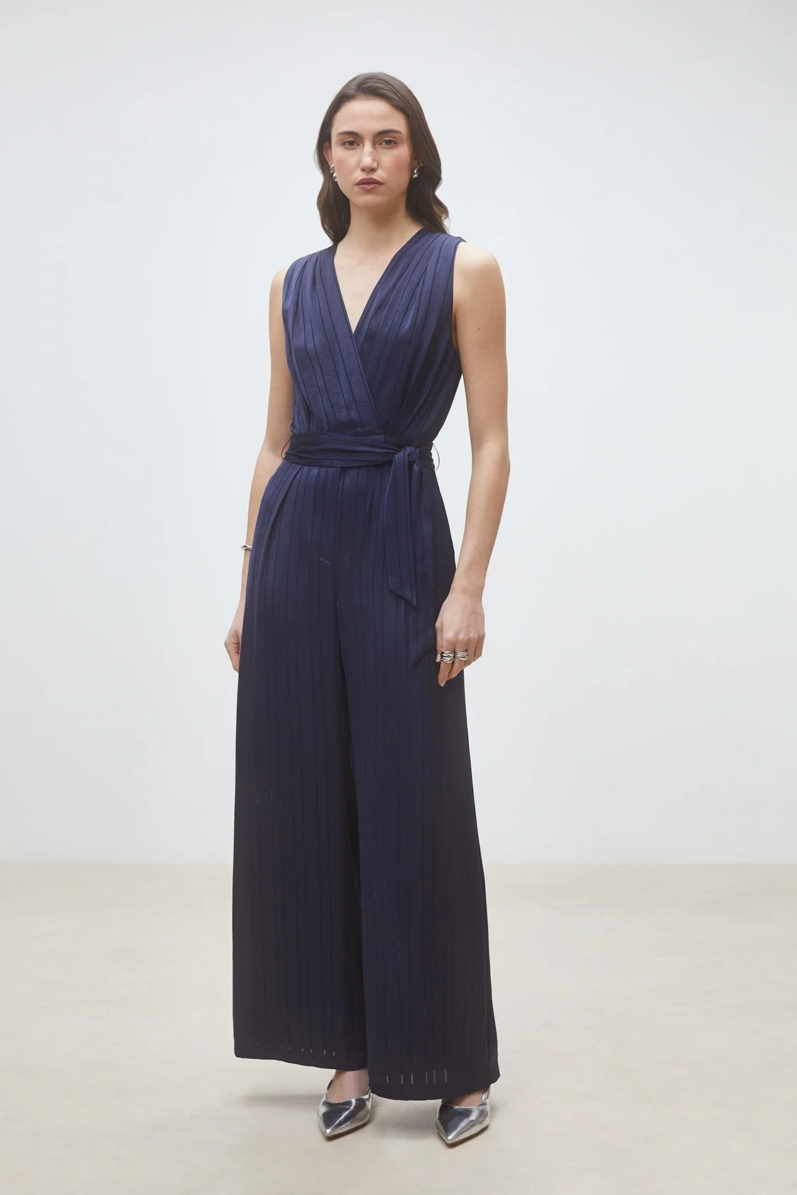Suncoo_Telma_Jumpsuit_Navy_Satin_Stripe_1.webp