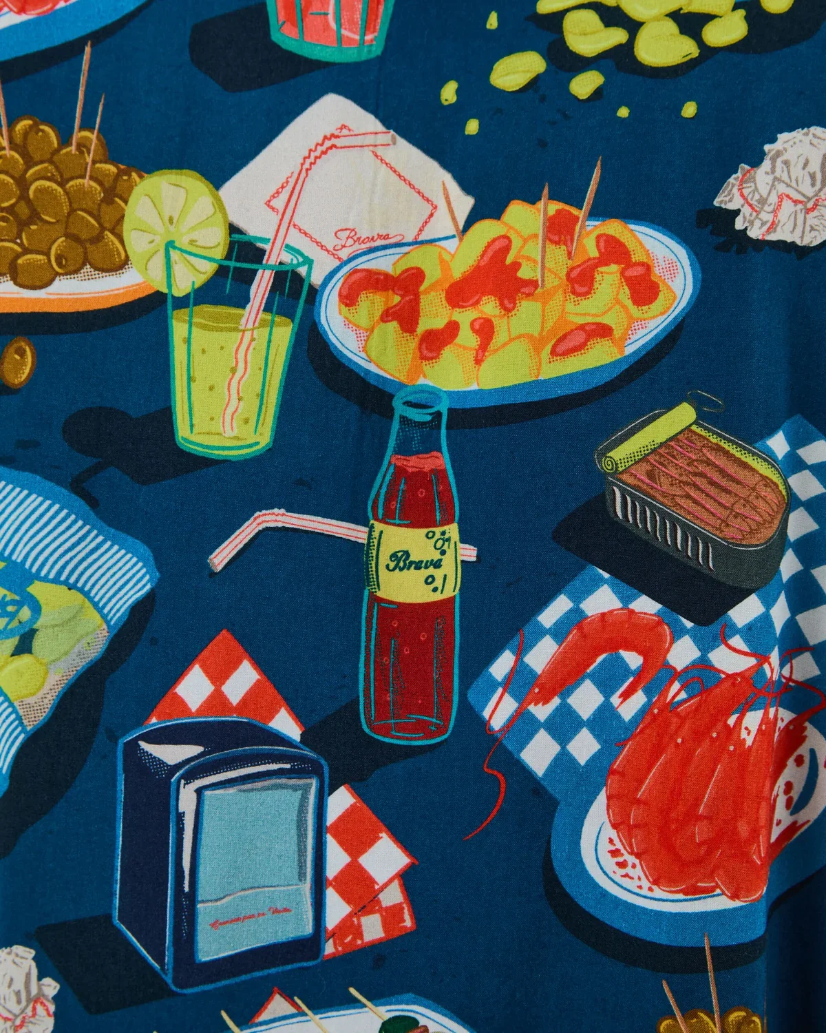 Brava_Chiringuito Aloha_Shirt_Blue_Food_Picnic_6.webp