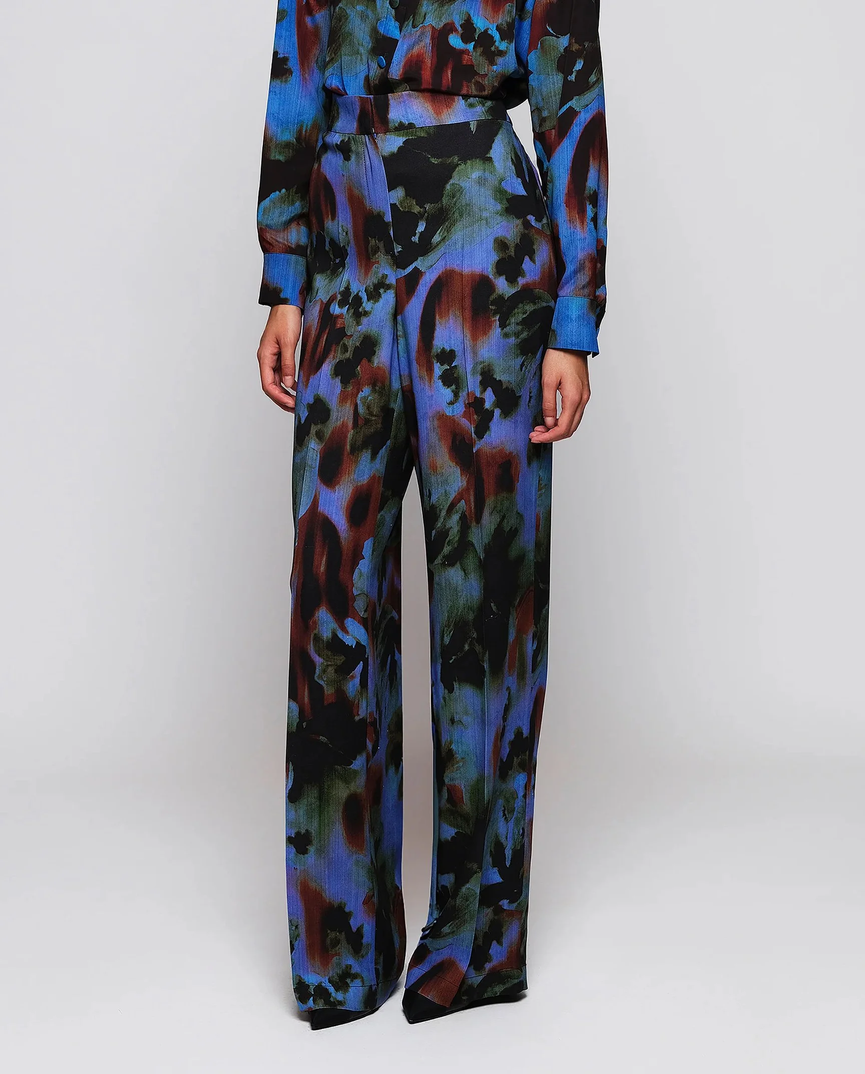 Mirto_Blue_Fluid_Brushstroke_Print_Trousers_1.jpg