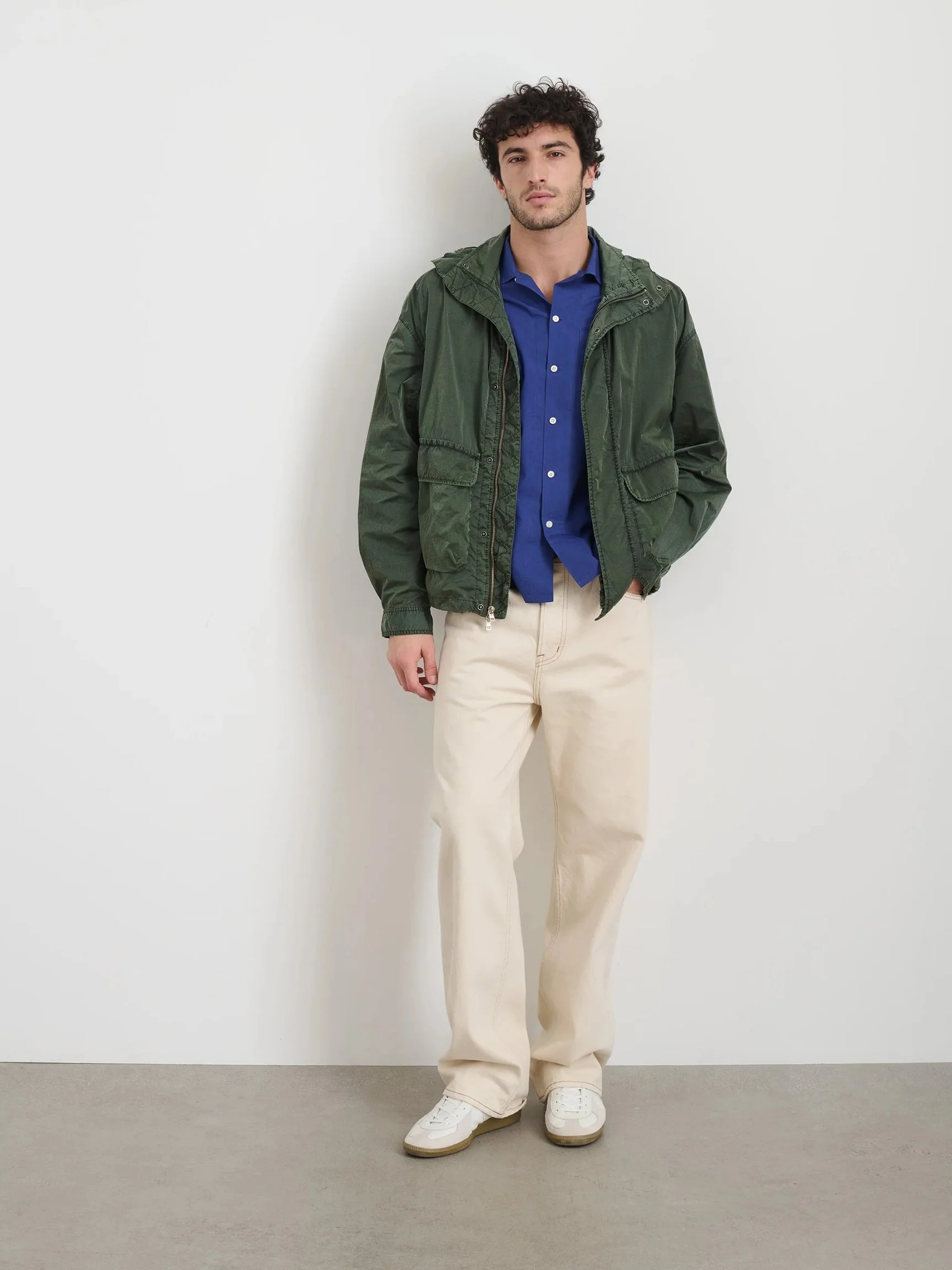 Alex_Mill_David_Windbreaker_Nylon_Flight_Green_6.jpg