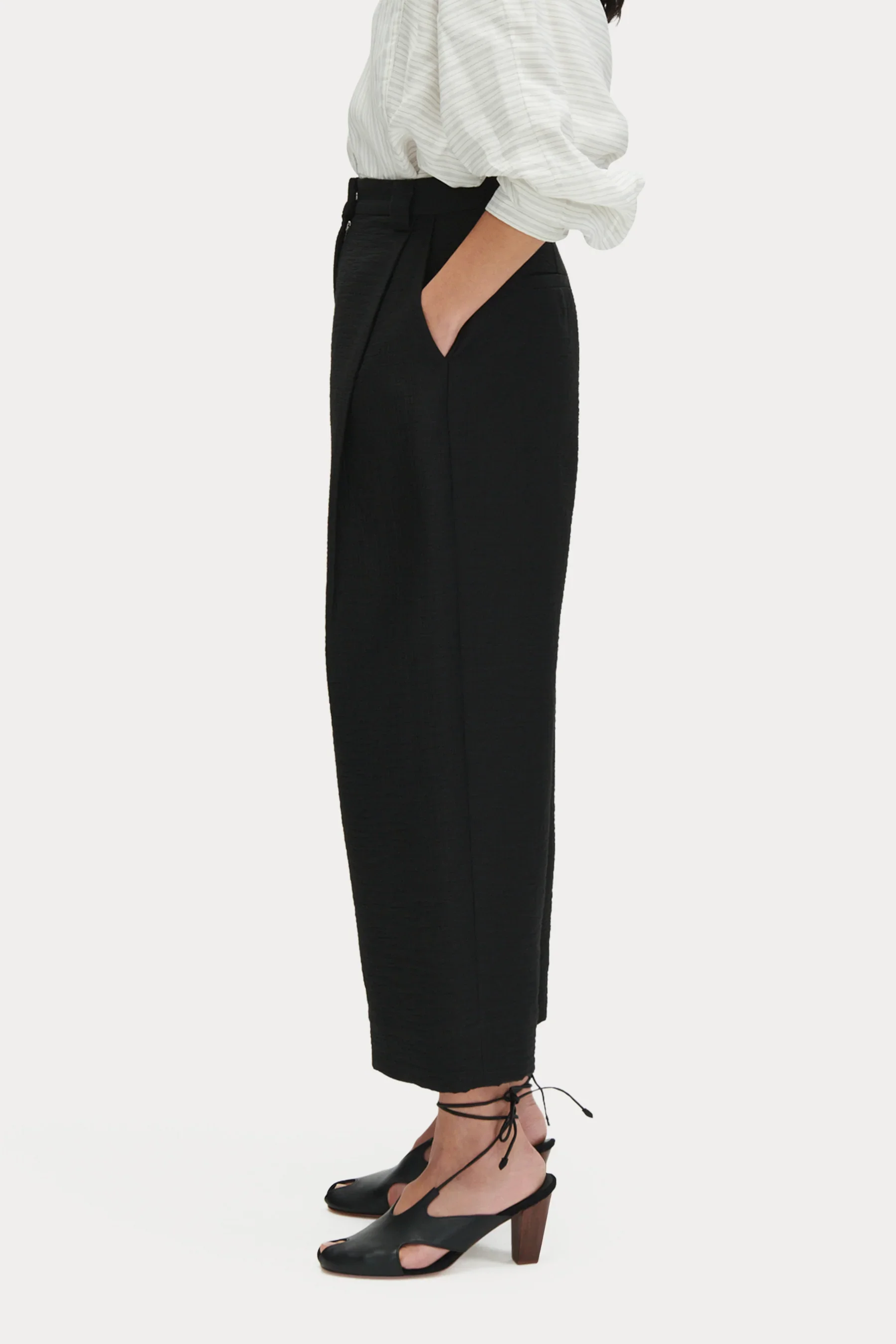 222W-509-T1009_Rachel_Comey_Crew_Pant_Black_Foam_6.webp