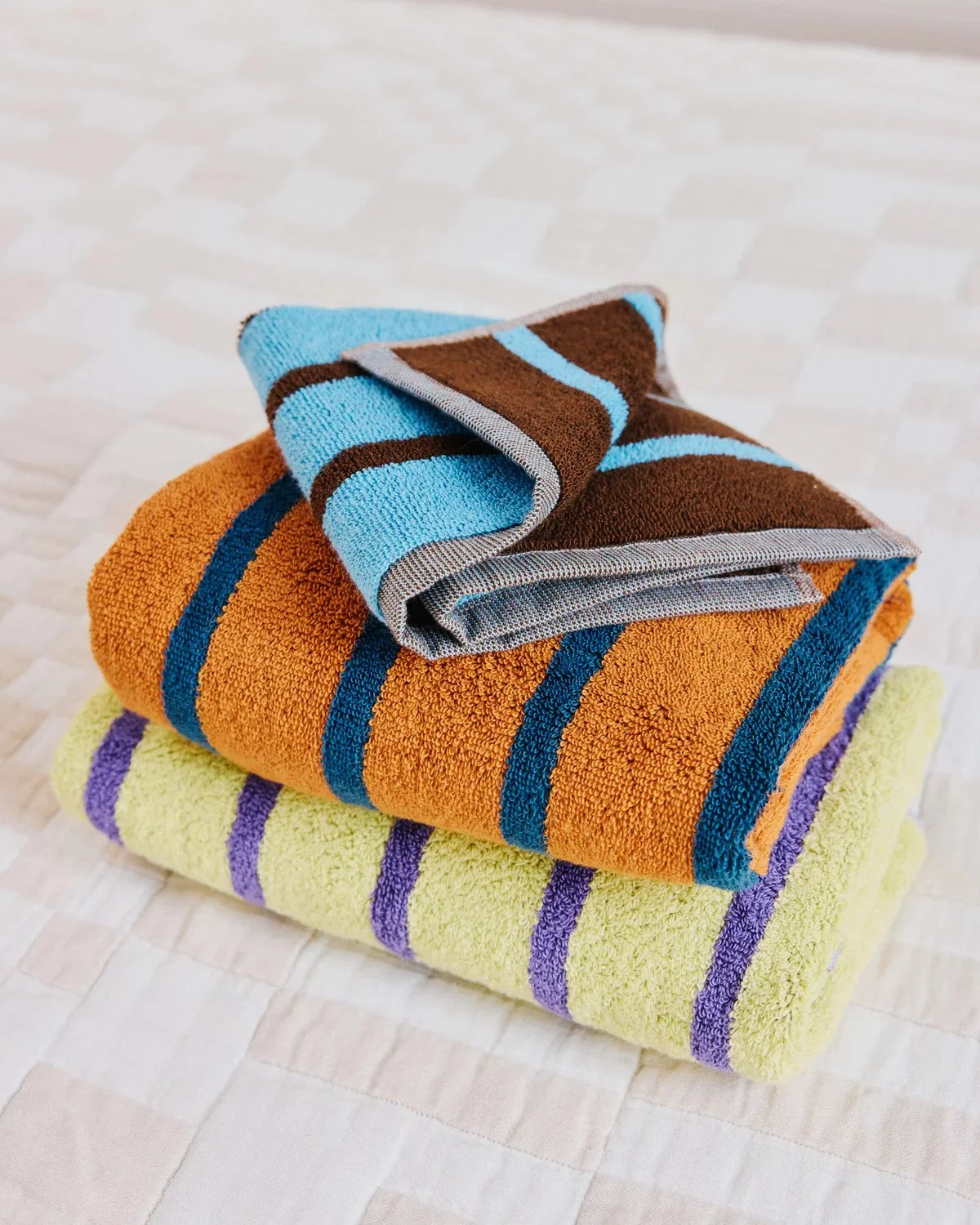 Dusen_Dusen_Bird_Stripe_Towels_4.jpg