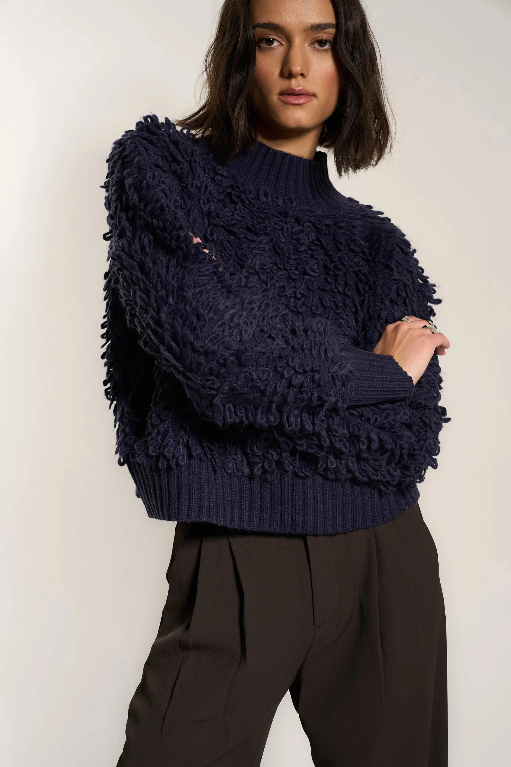 Callahan_Amara_Turtleneck_Navy_2.jpg