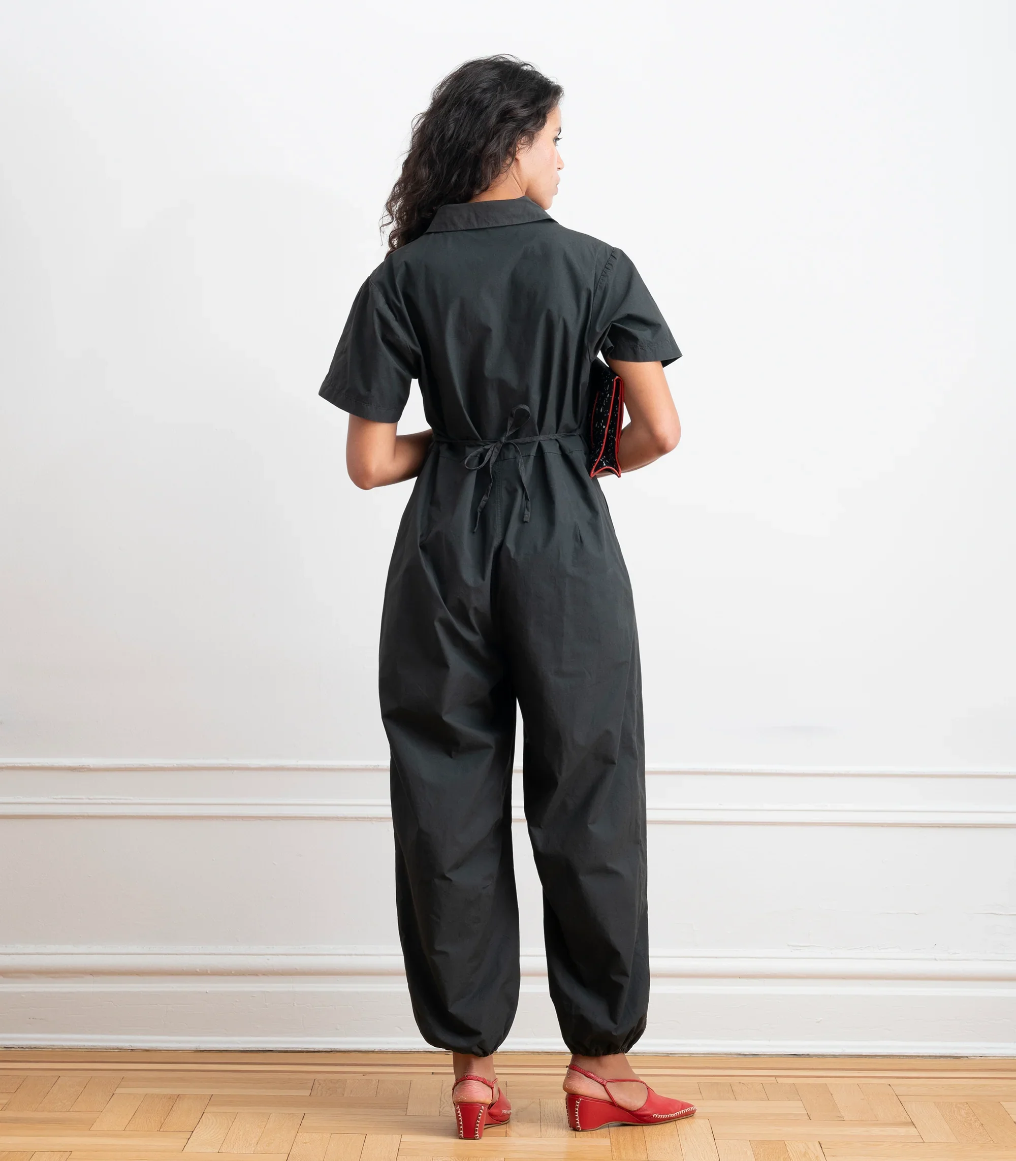 Loup_Clara_Short_Sleeve_Parachute_Leg_Jumpsuit_Black_3.webp
