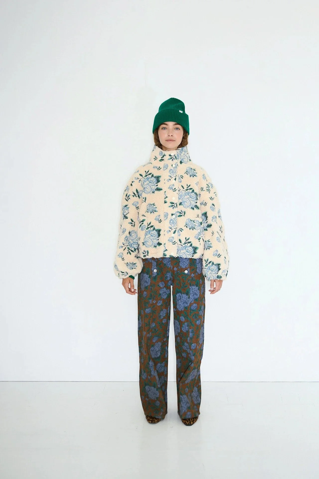 Tiny_Big_Sister_Embroidered_Roses_Sherpa_Jacket_Vanilla_2.jpg