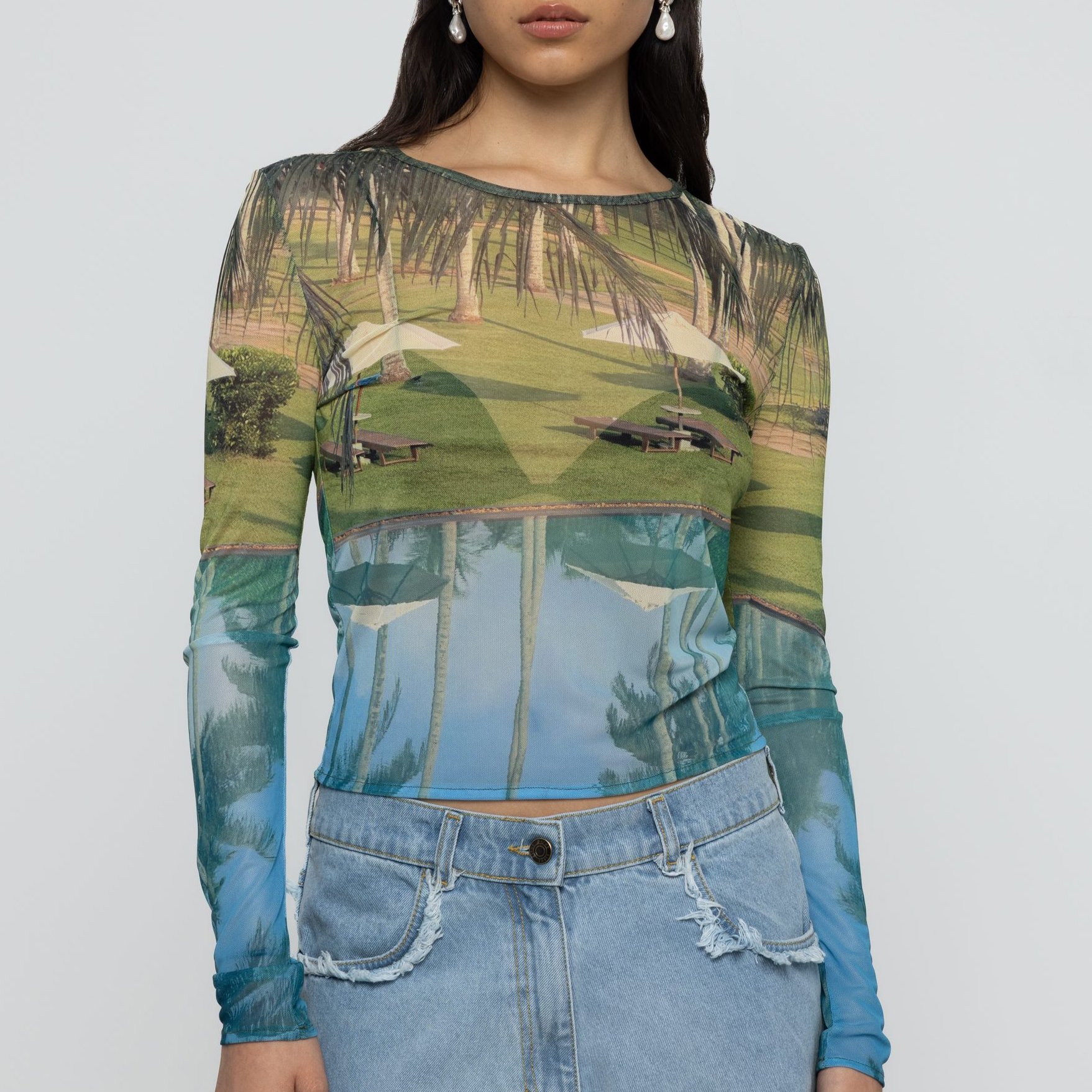 Esthe_Mesh_Long_Sleeve_Top_Poolside_Print_1a.jpg