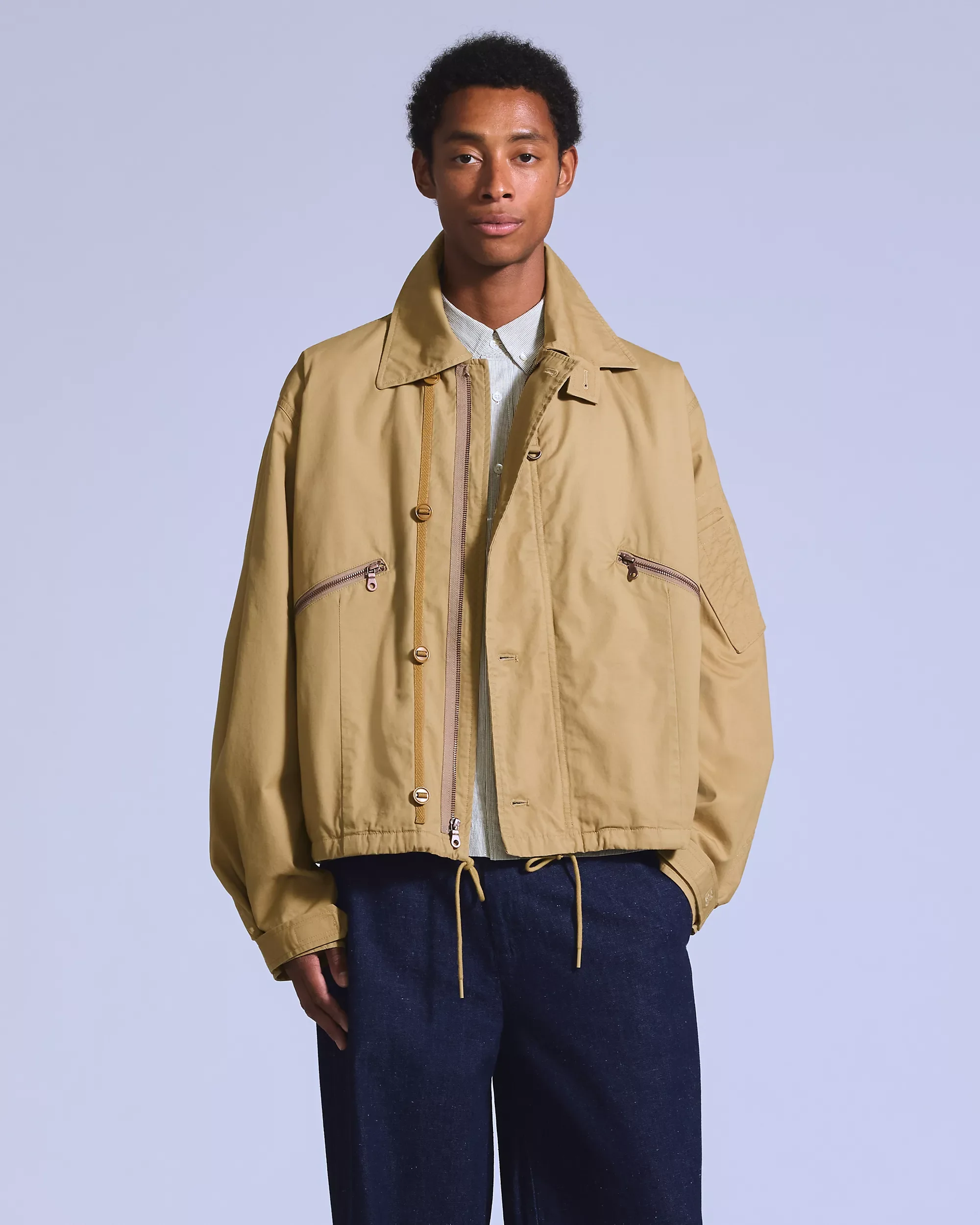MT_006V1-0000_Levis_Blue_Tab_Pilot_Jacket_Gold_9.webp