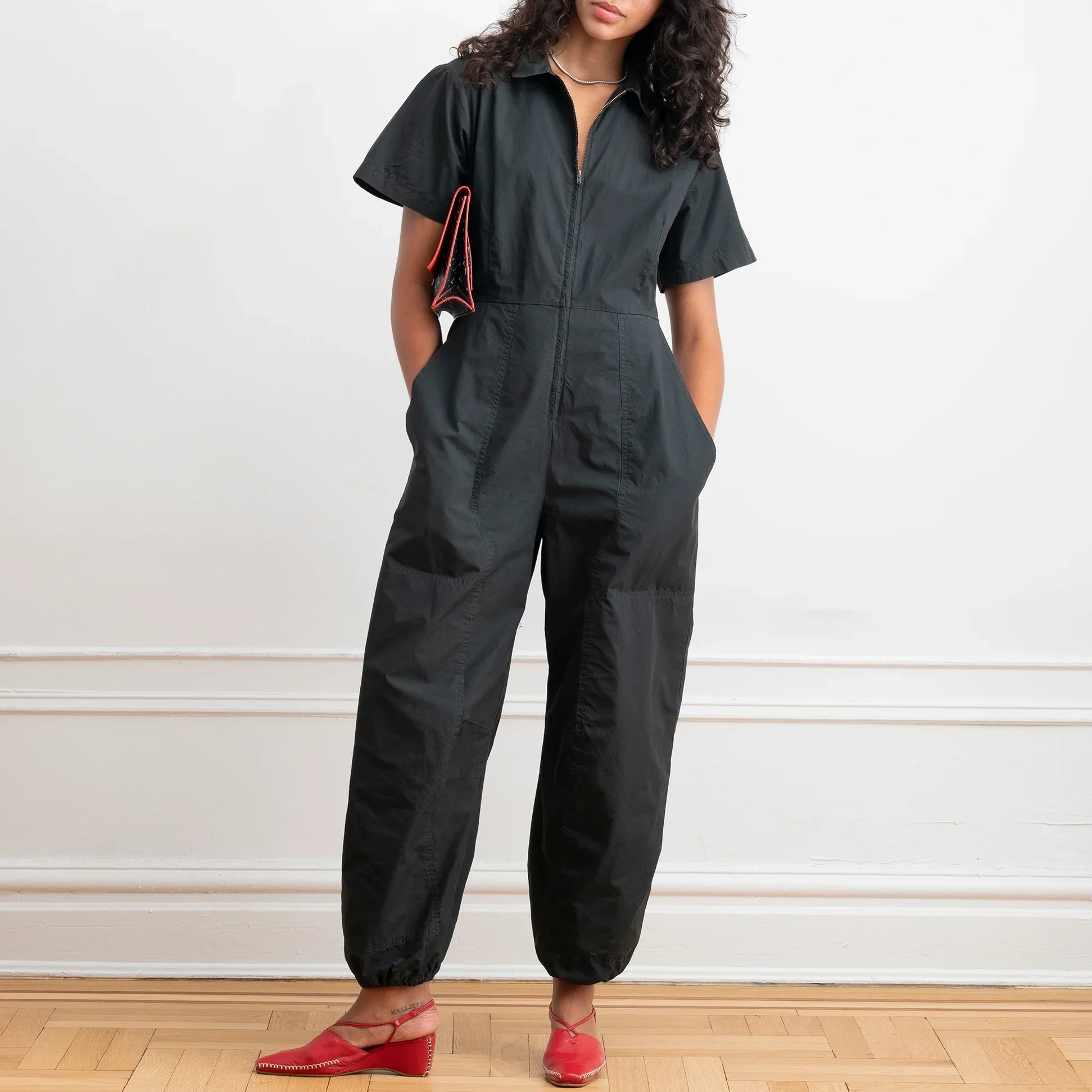 Loup_Clara_Short_Sleeve_Parachute_Leg_Jumpsuit_Black_1a.webp
