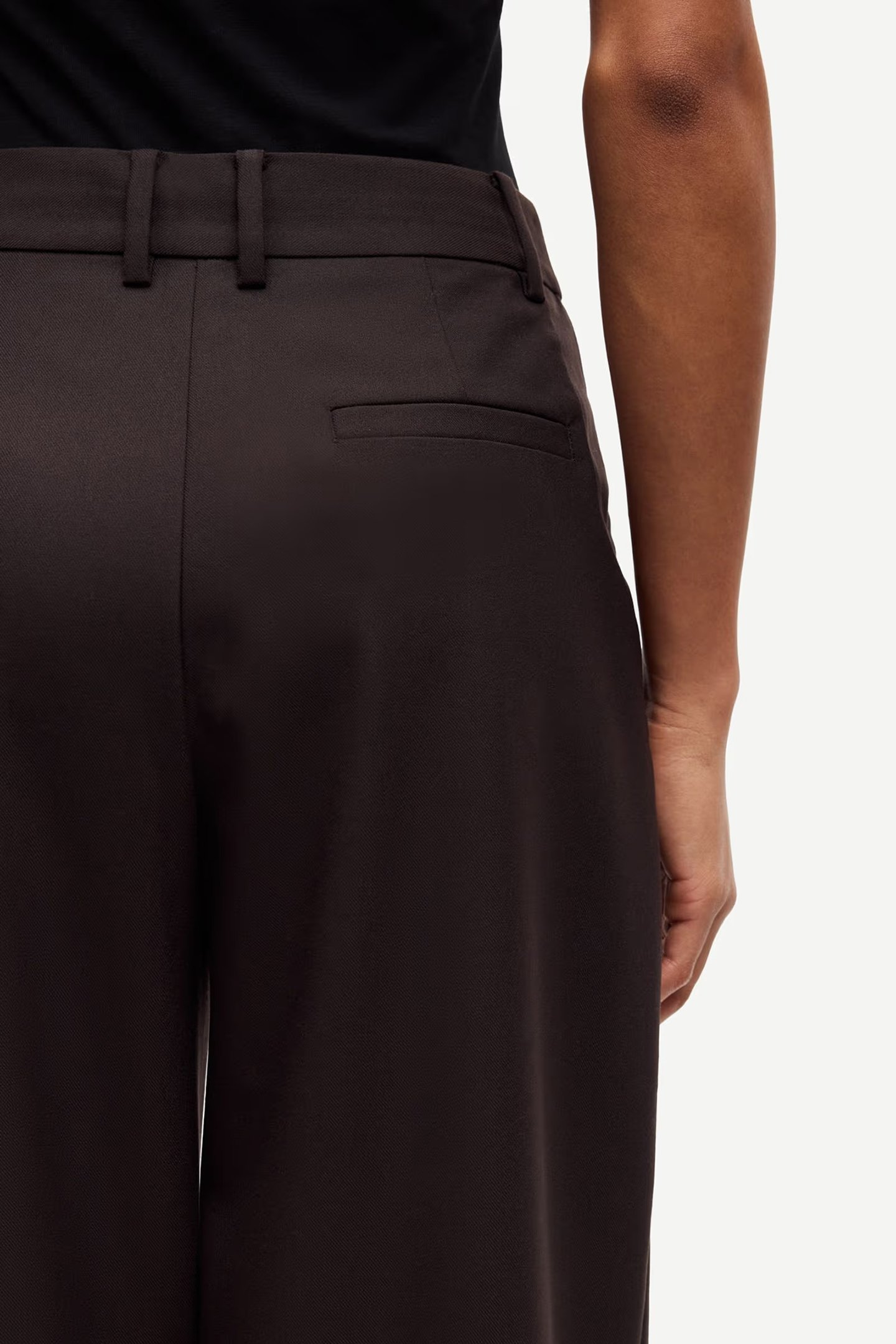 Samsoe_Saagneta_Trousers_Black_Coffee_2.jpg