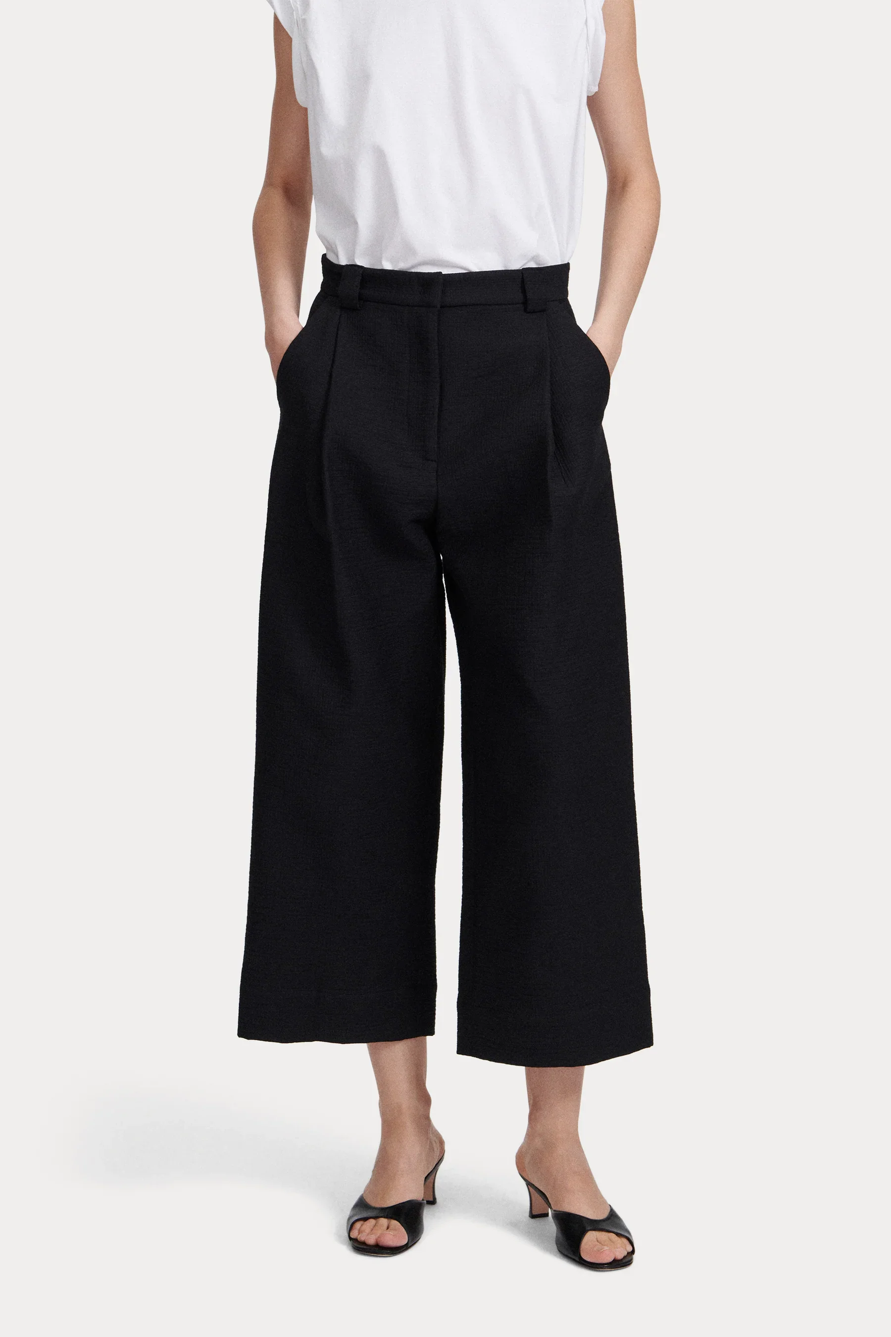 222W-509-T1009_Rachel_Comey_Crew_Pant_Black_Foam_1.webp