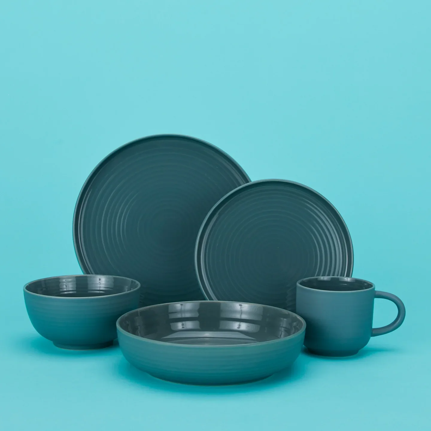 Hawkins_New_York_Essential_Low_Bowl_Peacock_Teal_4.webp