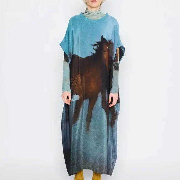 Anntian_Overdress_Print_H_Horse_1a.webp