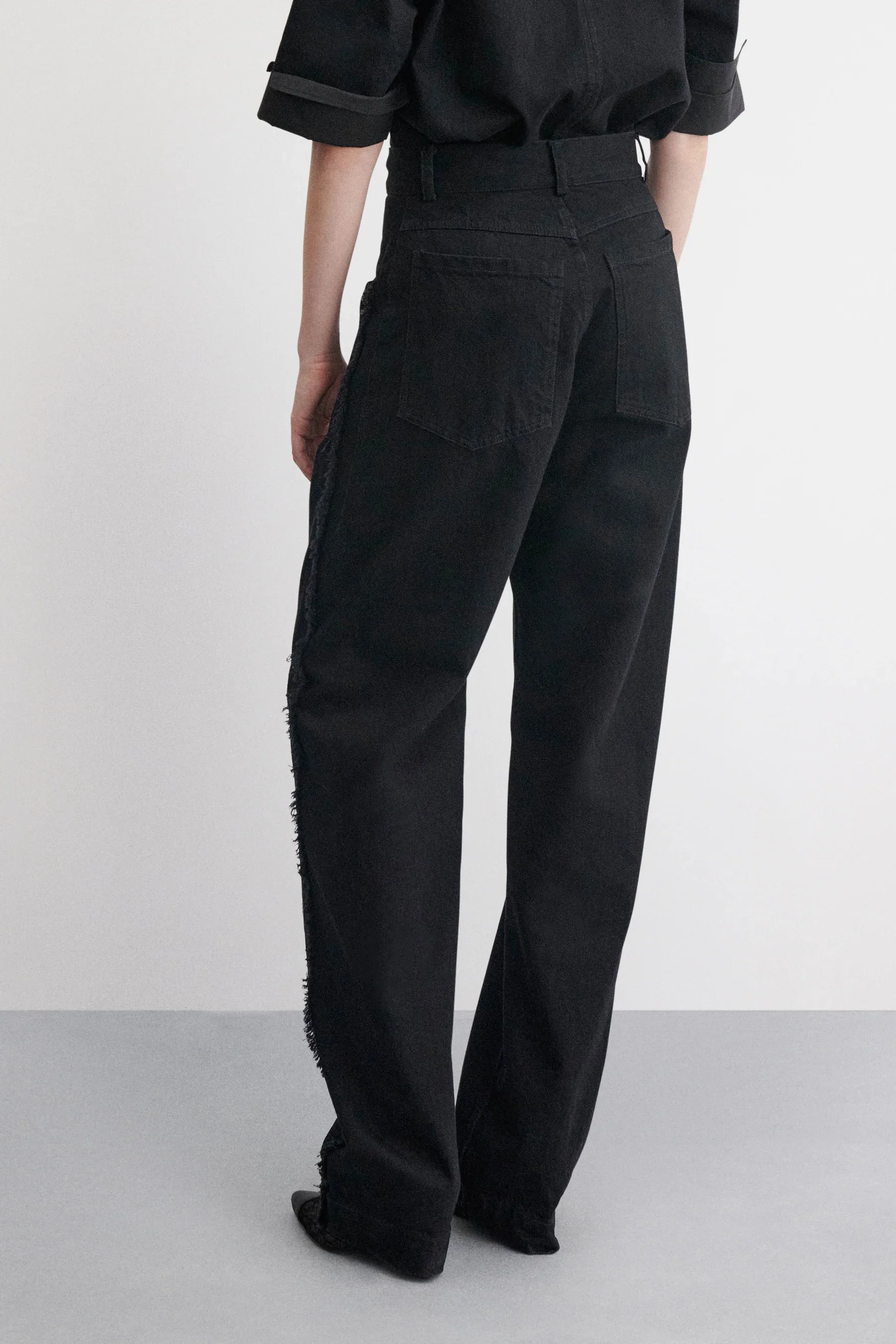271W-753-D100R_Rachel_Comey_Renate_Pant_Black_Raw_Wash_Salinas_Denim_Fringe_Fray_6.webp