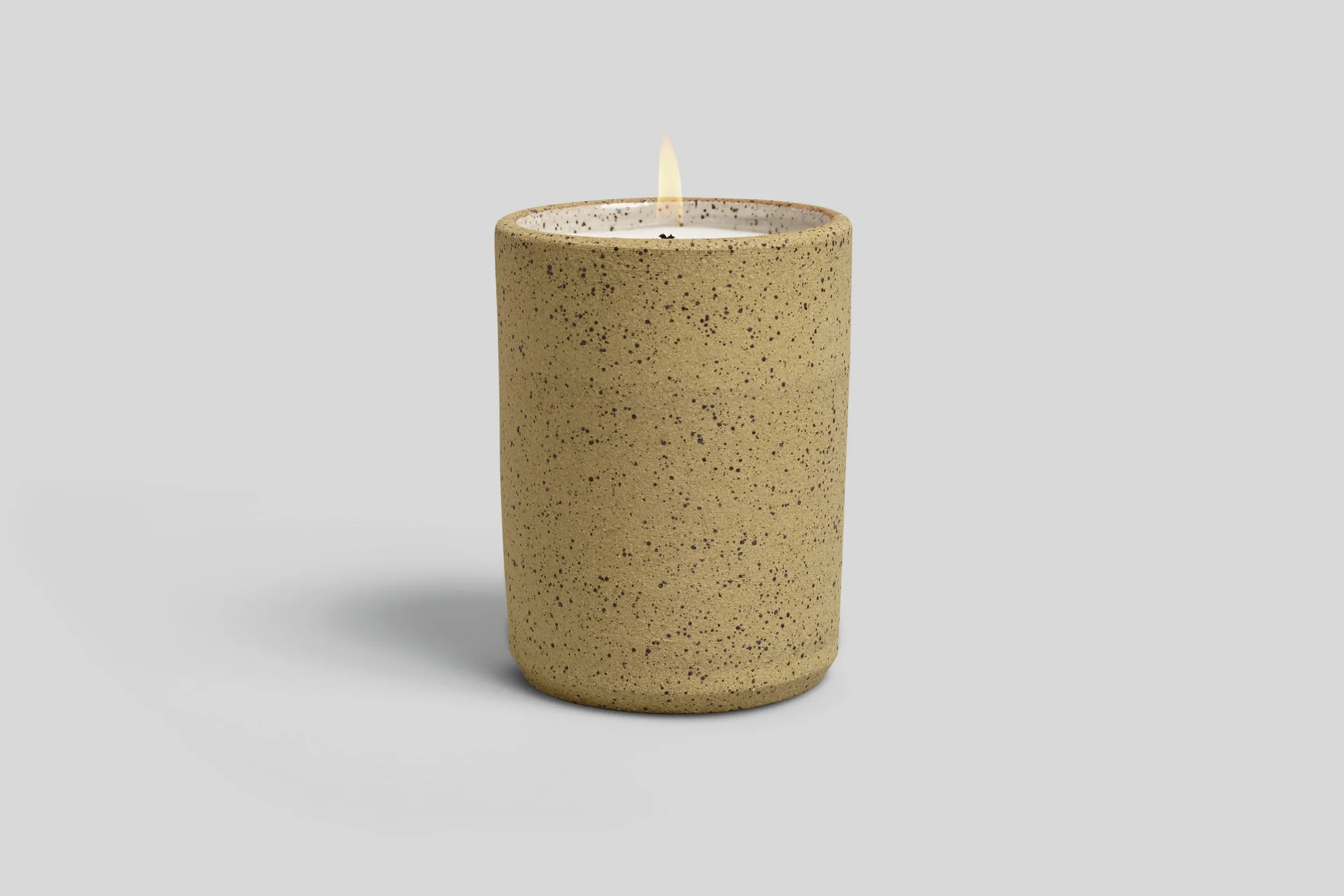 Norden_Ceramic_Candle_Joshua_Tree_1.webp