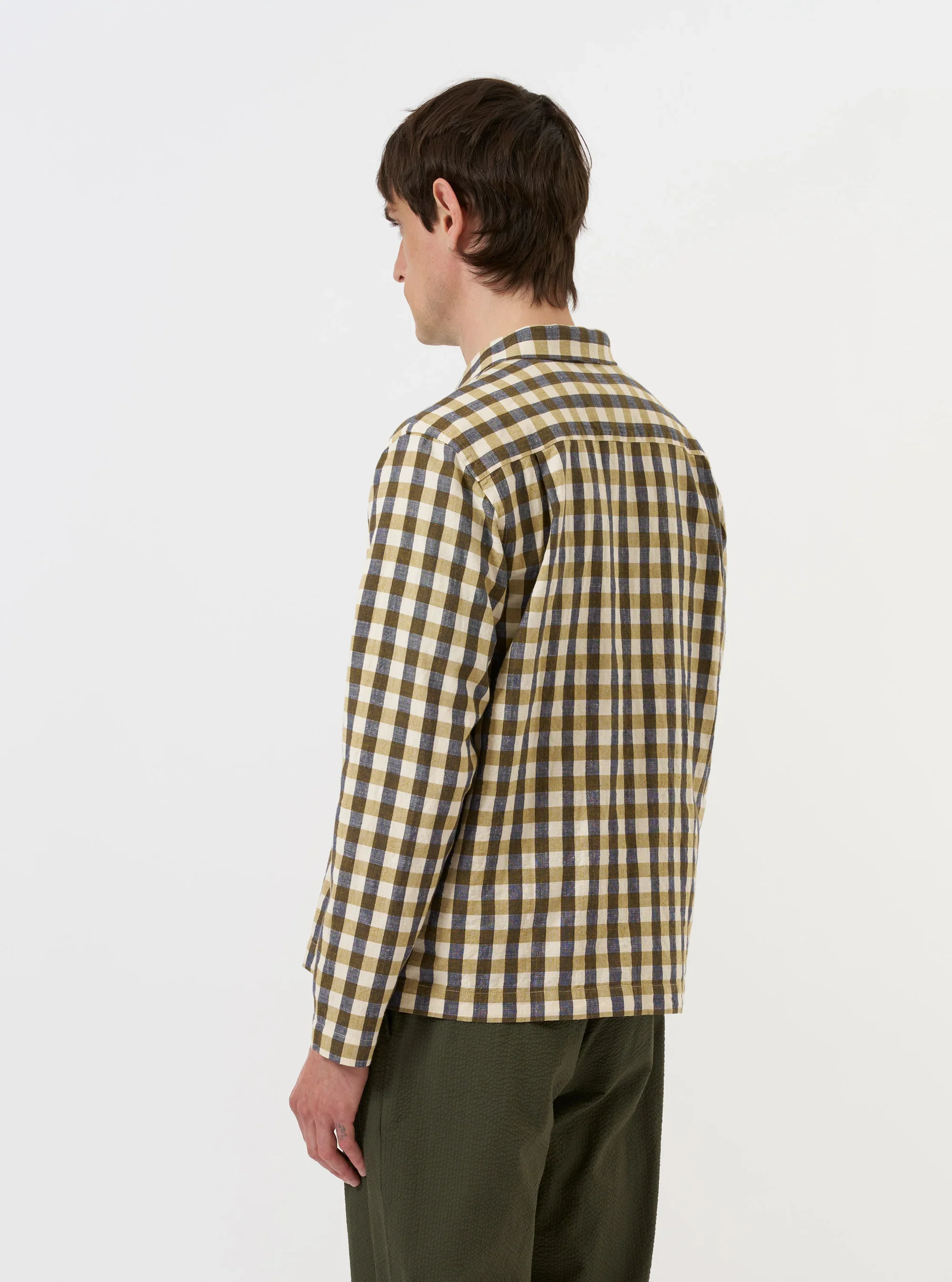 34667_Universal_Works_Olive_Aberdeen_Lincot_Zip_Shirt_6.webp