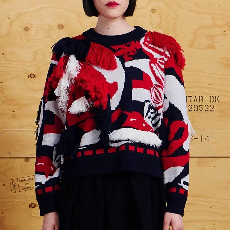 Henrik_Vibskov_Knit_Ham_Onion_Sweat_Sweater_Fringe_Red_Navy_3a.webp