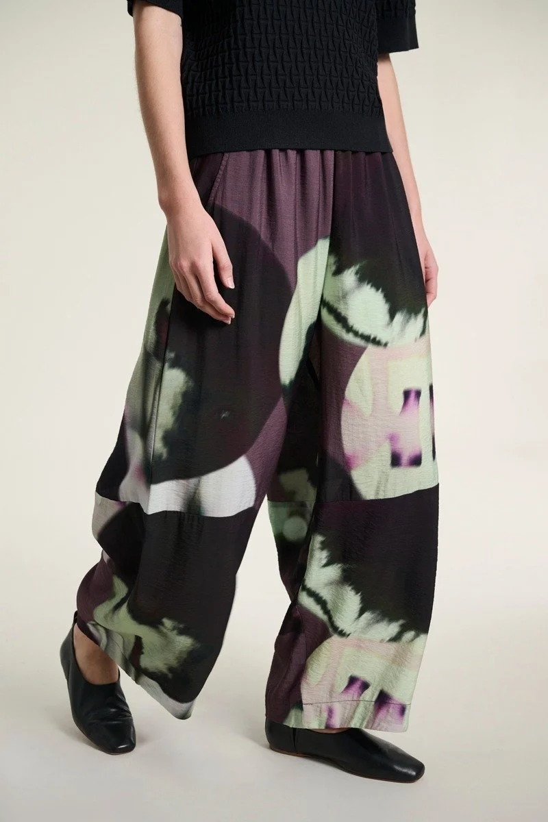 Bitte_Kai_Rand_Tsuki_Wide_Pants_Lunar_Eclipse_3.jpg