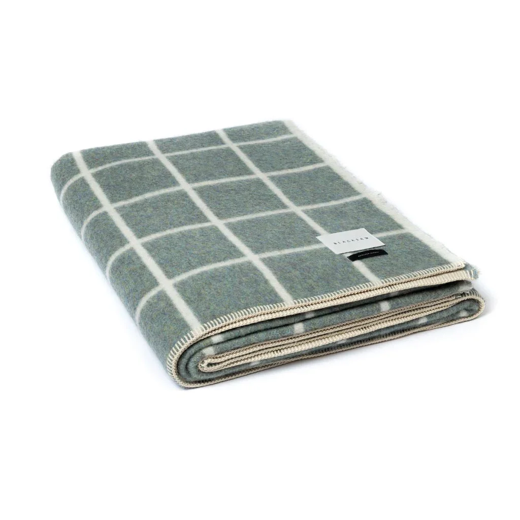Blacksaw_Umi_Heirloom_Blanket_Marled_Sea_Glass_Green_Ivory_Grid_Alpaca_Peru_6.webp